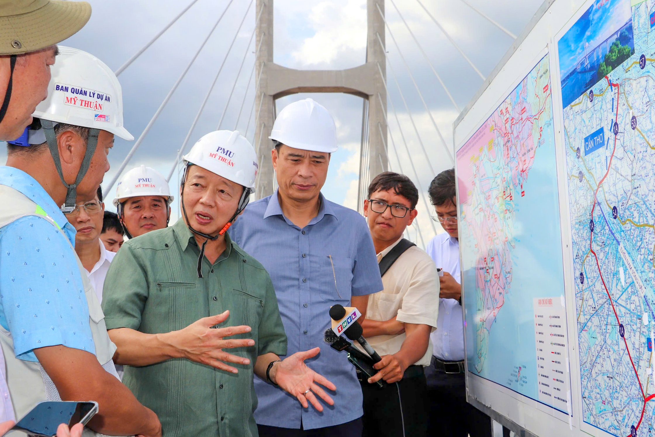 Ph&oacute; Thủ tướng: Cầu Rạch Miễu 2 l&agrave; "xương sống" giao th&ocirc;ng v&ugrave;ng Đồng bằng s&ocirc;ng Cửu Long- Ảnh 2.