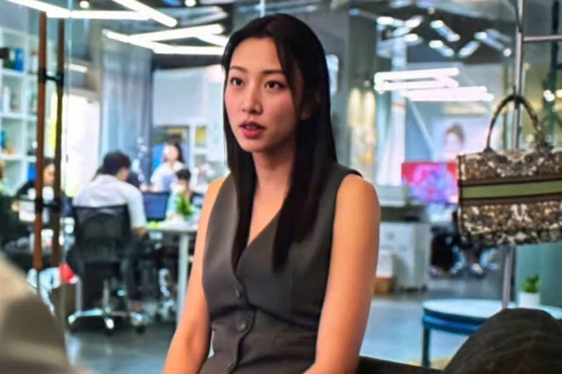 Phim "Chốt đơn!" được giới chuy&ecirc;n m&ocirc;n khen nội dung- Ảnh 4.