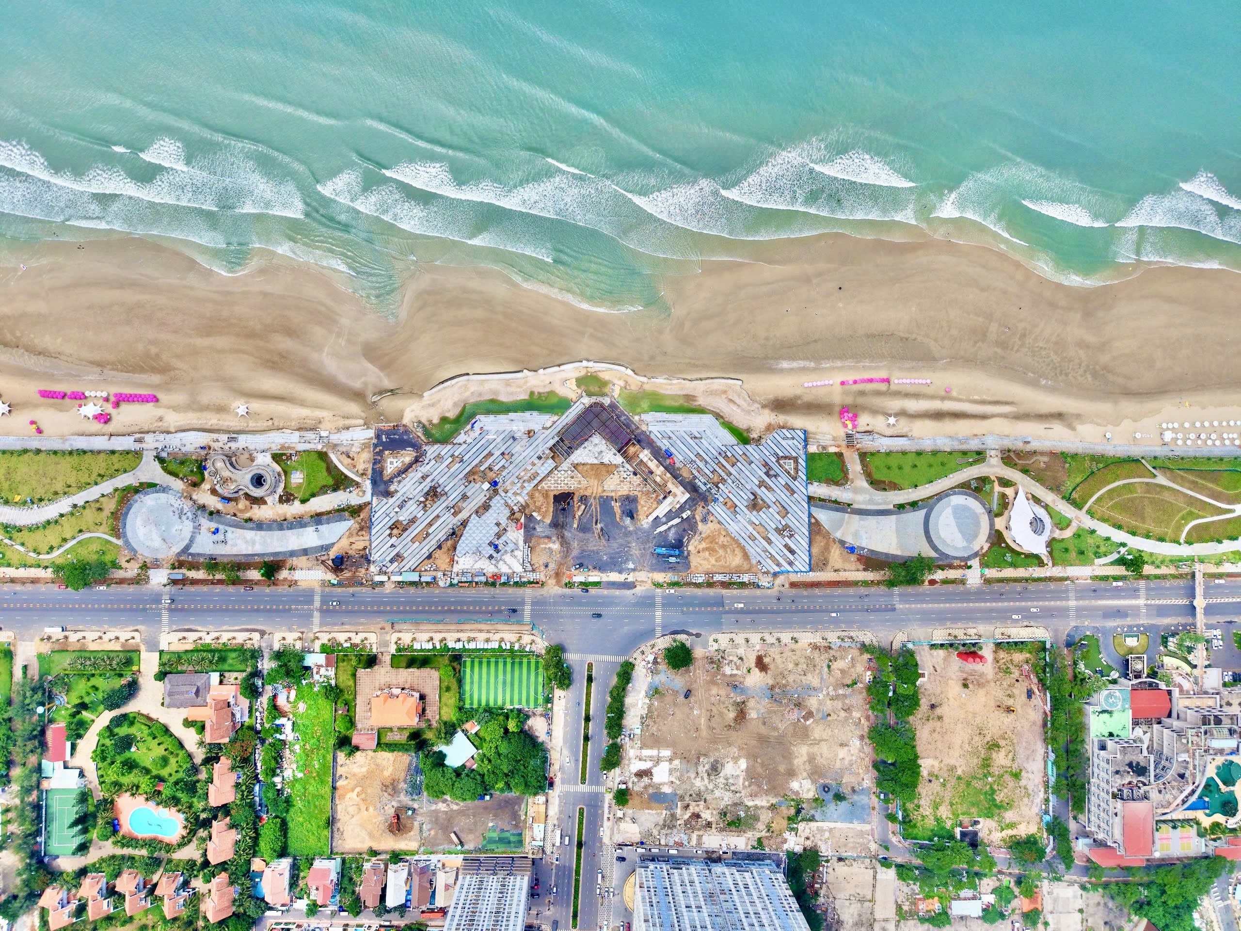 Tháp Tam Thắng như cánh buồm vươn khơi, điểm nhấn mới của Bãi Sau TP.HCM- Ảnh 12. Tháp Tam Thắng như cánh buồm vươn khơi, điểm nhấn mới của Bãi Sau TP.HCM- Ảnh 12.