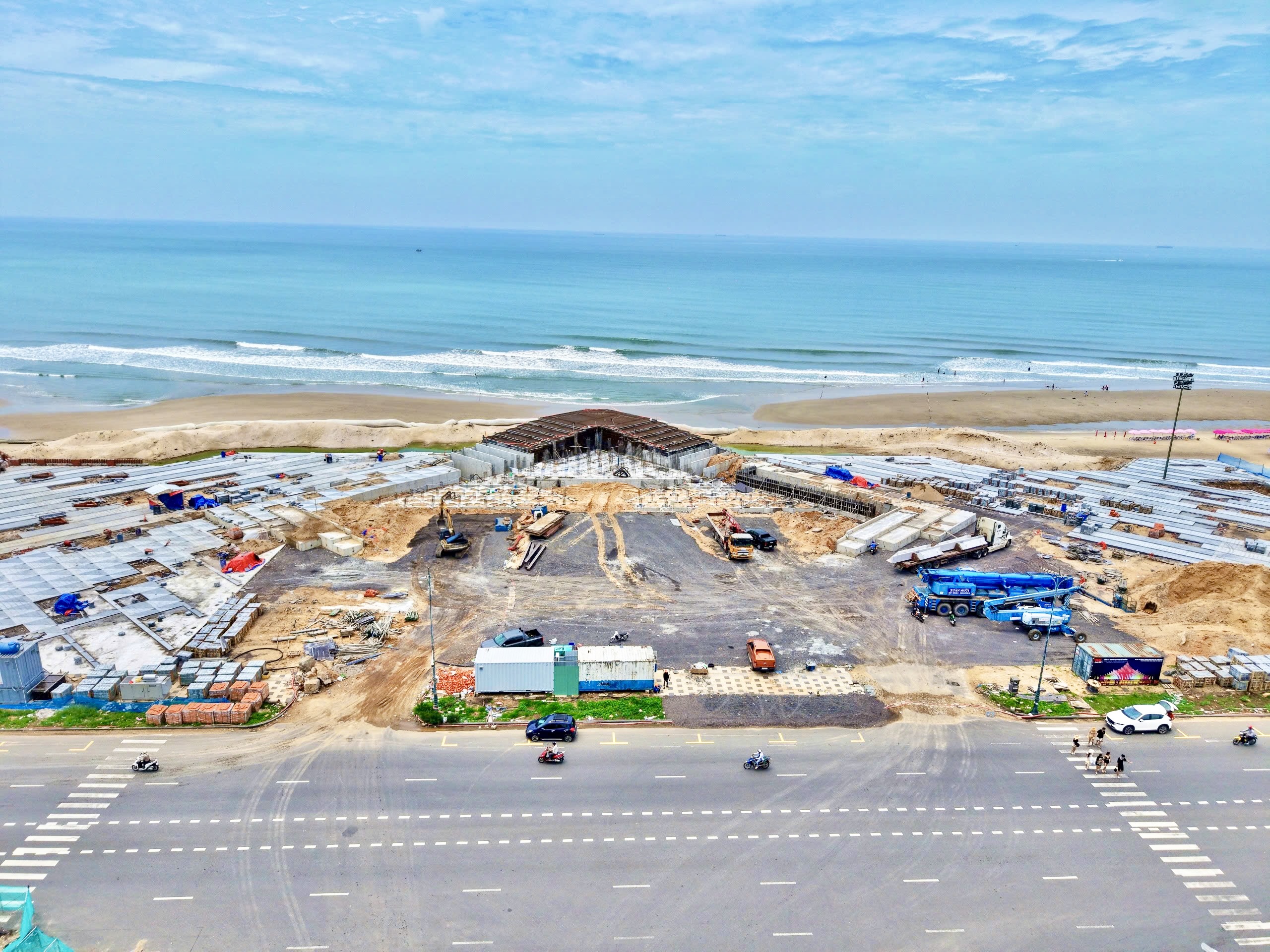 Tháp Tam Thắng như cánh buồm vươn khơi, điểm nhấn mới của Bãi Sau TP.HCM- Ảnh 9. Tháp Tam Thắng như cánh buồm vươn khơi, điểm nhấn mới của Bãi Sau TP.HCM- Ảnh 9.