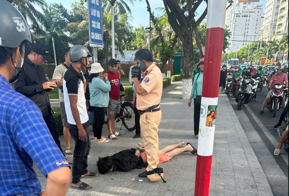 Tạm giữ h&igrave;nh sự nam thanh ni&ecirc;n người Nga tấn c&ocirc;ng trung t&aacute; CSGT- Ảnh 1.