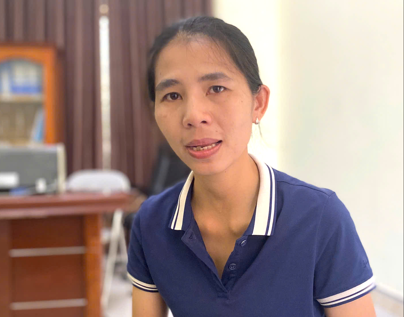 Nghệ An: Mất nh&agrave; sau lũ dữ, c&aacute;n bộ x&atilde; vẫn x&ocirc;ng pha gi&uacute;p d&acirc;n khắc phục hậu quả- Ảnh 3.