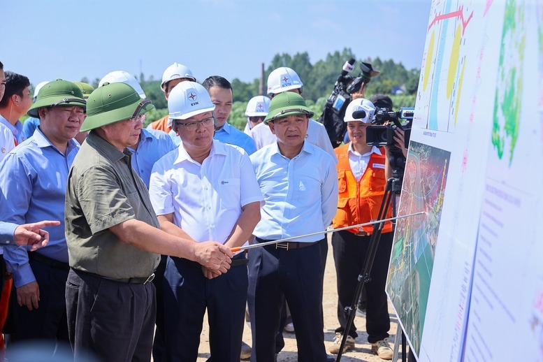 Thủ tướng: Lập tổ chỉ huy tiền phương, phải xong dự &aacute;n 500kV L&agrave;o Cai - Vĩnh Y&ecirc;n v&agrave;o 19/8- Ảnh 1.