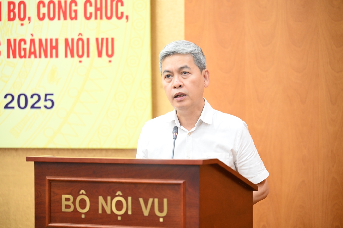 Bộ trưởng Nội vụ gợi &yacute; 5 vấn đề trọng t&acirc;m để cấp x&atilde; vận h&agrave;nh th&ocirc;ng suốt- Ảnh 6.