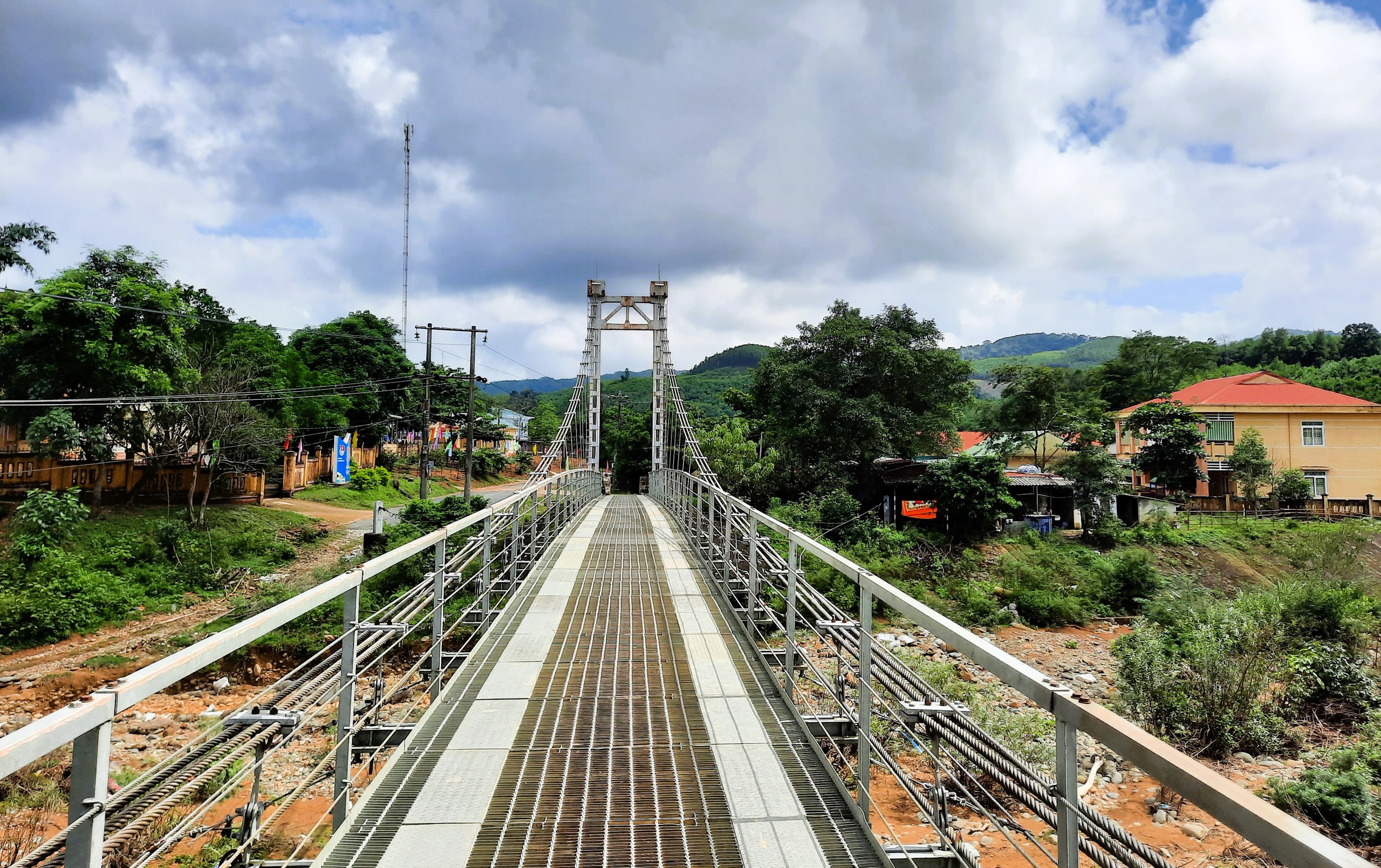 Kiểm tra, rà soát loạt cầu yếu, cầu treo dân sinh nguy cơ mất an toàn ở Quảng Trị- Ảnh 9. Kiểm tra, rà soát loạt cầu yếu, cầu treo dân sinh nguy cơ mất an toàn ở Quảng Trị- Ảnh 9.