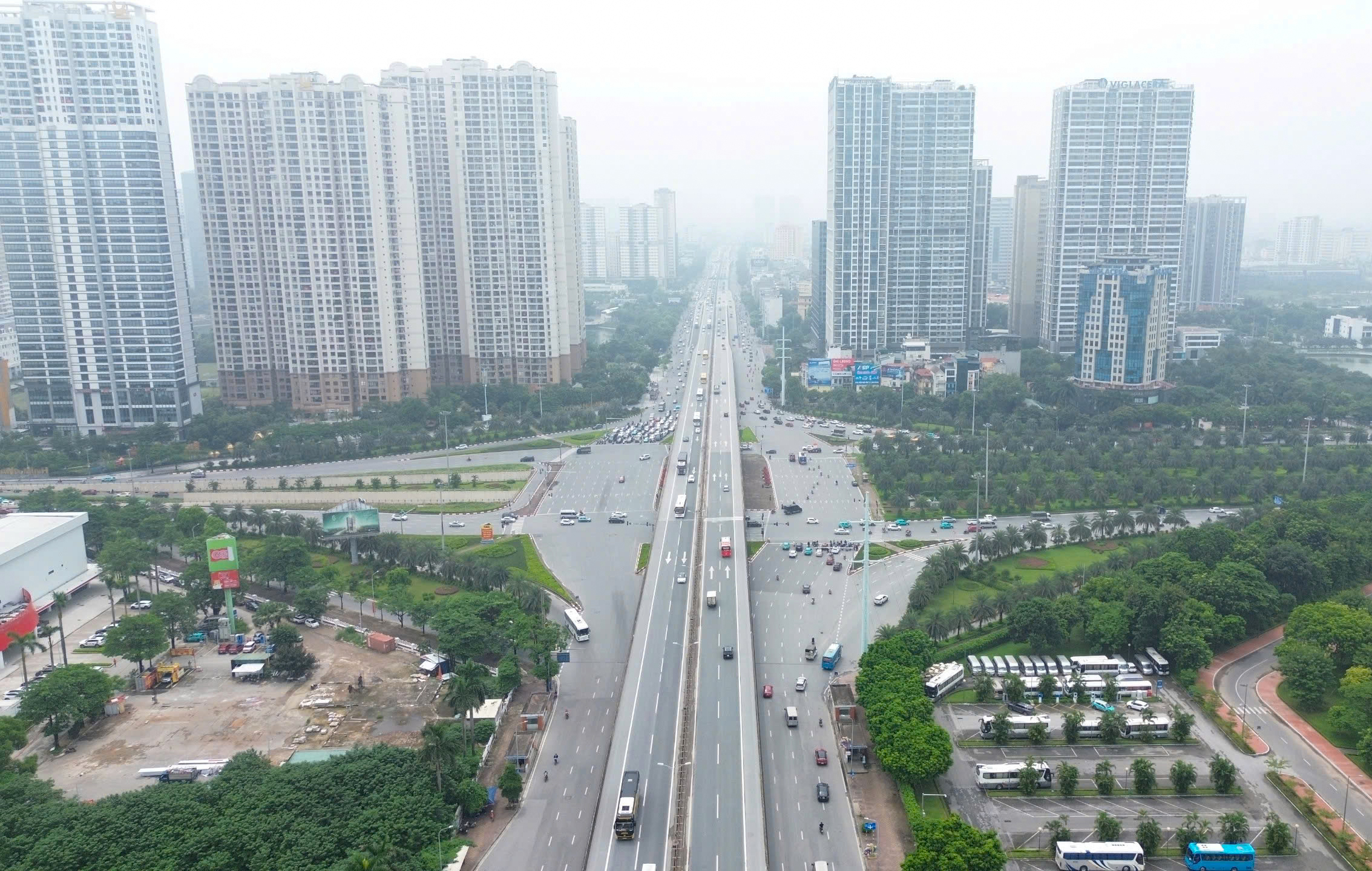 Cửa ng&otilde; H&agrave; Nội th&ocirc;ng tho&aacute;ng trong ng&agrave;y thứ ba nghỉ lễ 2/9- Ảnh 2.