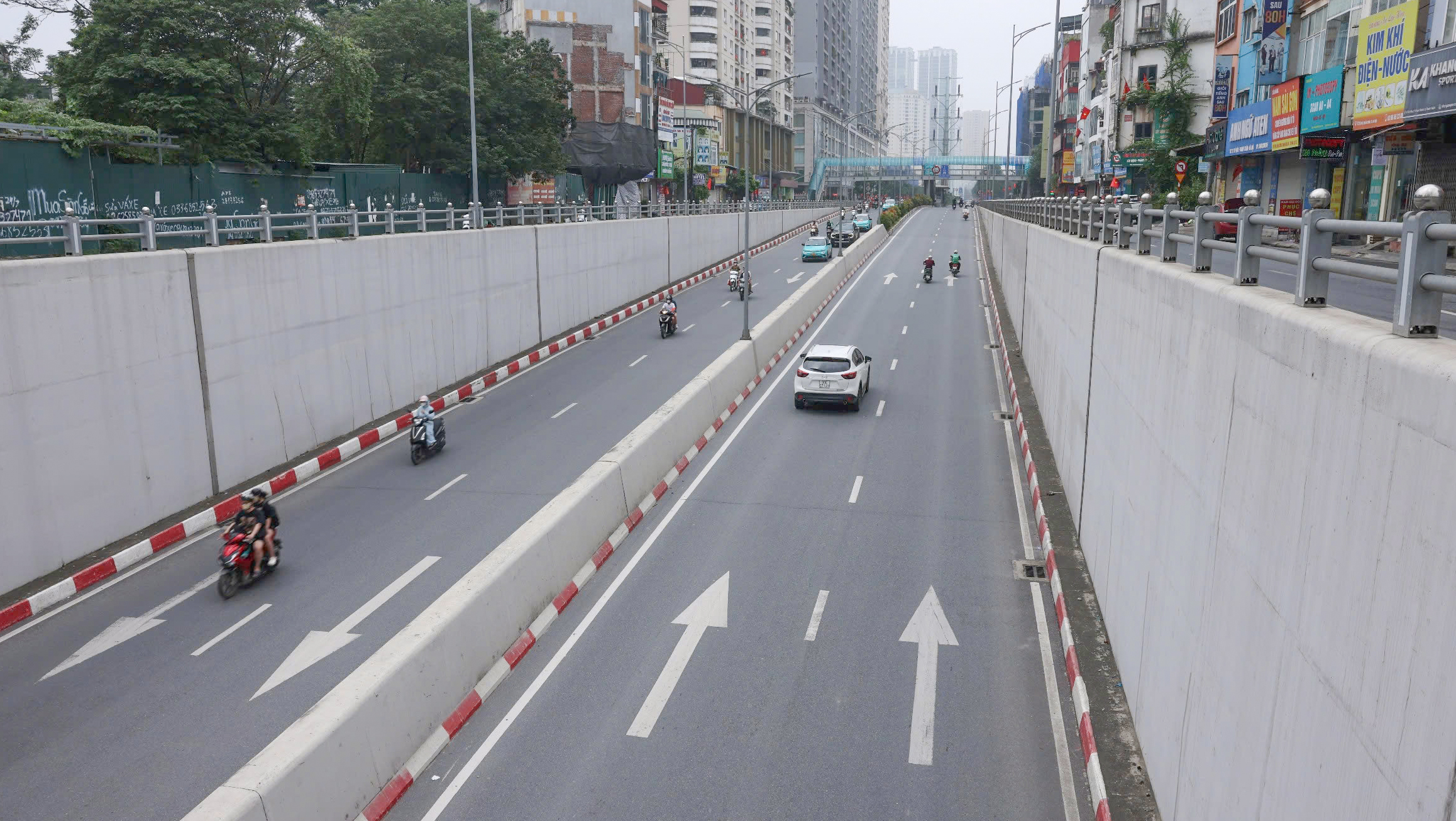 Cửa ng&otilde; H&agrave; Nội th&ocirc;ng tho&aacute;ng trong ng&agrave;y thứ ba nghỉ lễ 2/9- Ảnh 8.