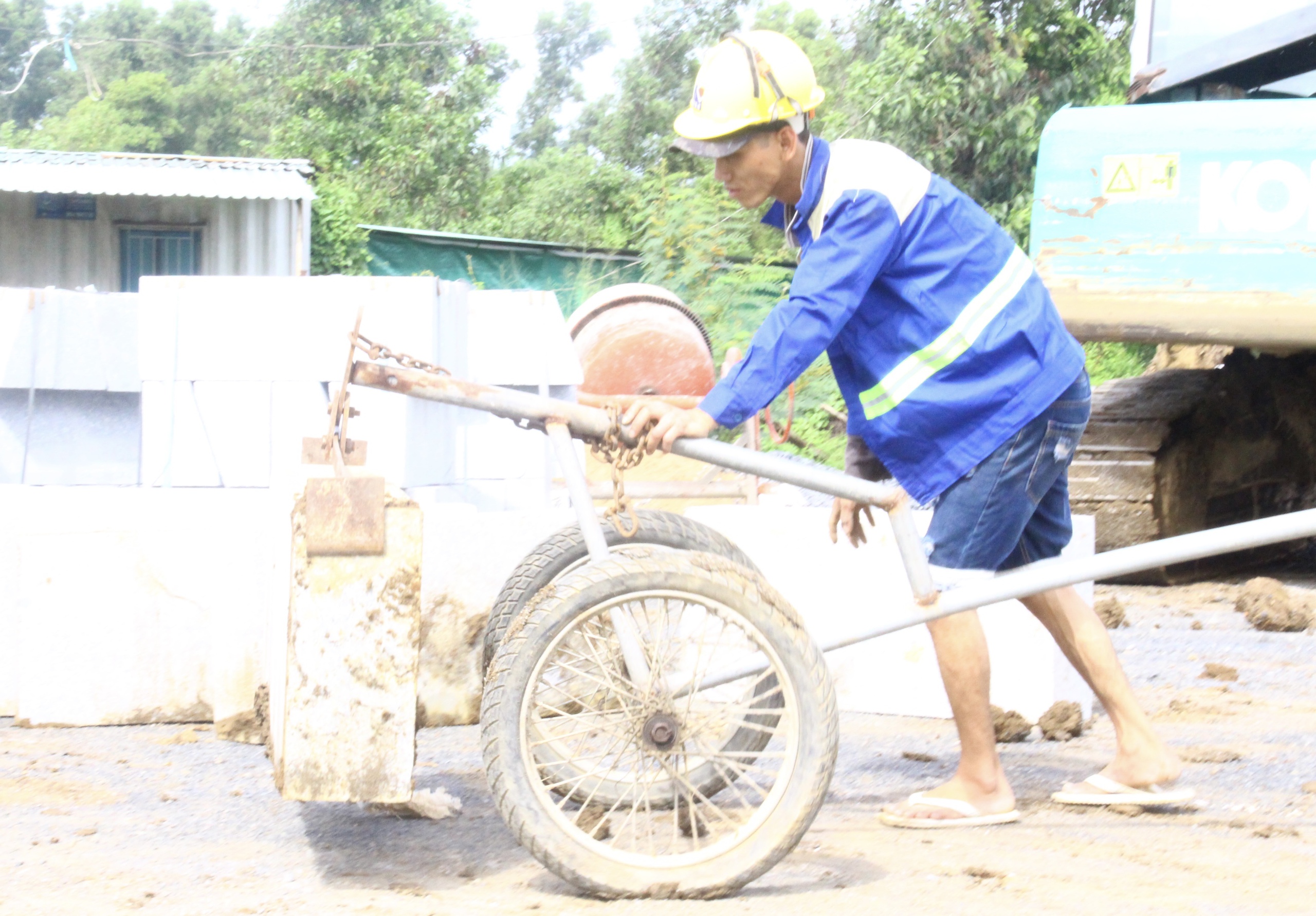 H&agrave;ng vạn c&ocirc;ng nh&acirc;n, kỹ sư hối hả l&agrave;m việc tr&ecirc;n c&ocirc;ng trường xuy&ecirc;n lễ 2/9- Ảnh 15.