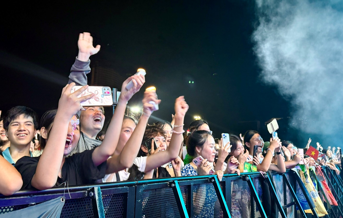 Dấu ấn đậm nét từ lễ hội văn hóa - du lịch “Tinh hoa đại ngàn - Biển xanh hội tụ”- Ảnh 8. Dấu ấn đậm nét từ lễ hội văn hóa - du lịch “Tinh hoa đại ngàn - Biển xanh hội tụ”- Ảnh 8.