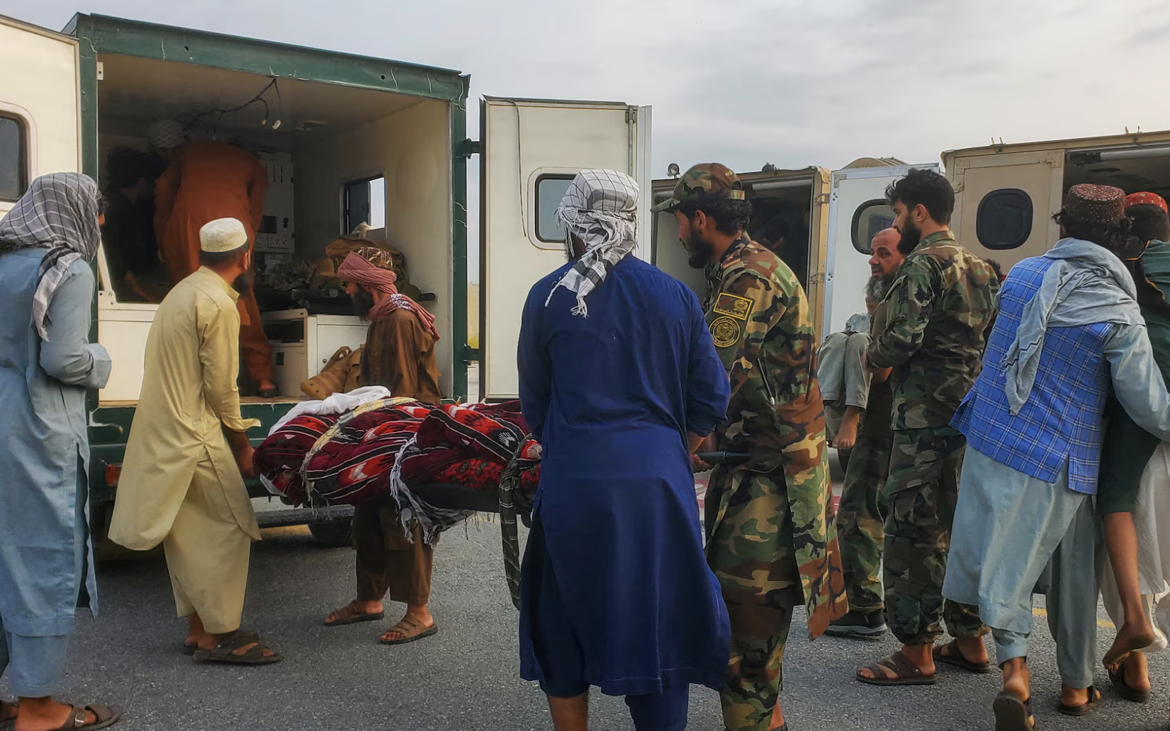 Động đất kinh ho&agrave;ng tại Afghanistan, 622 người thiệt mạng, hơn 1.500 người bị thương