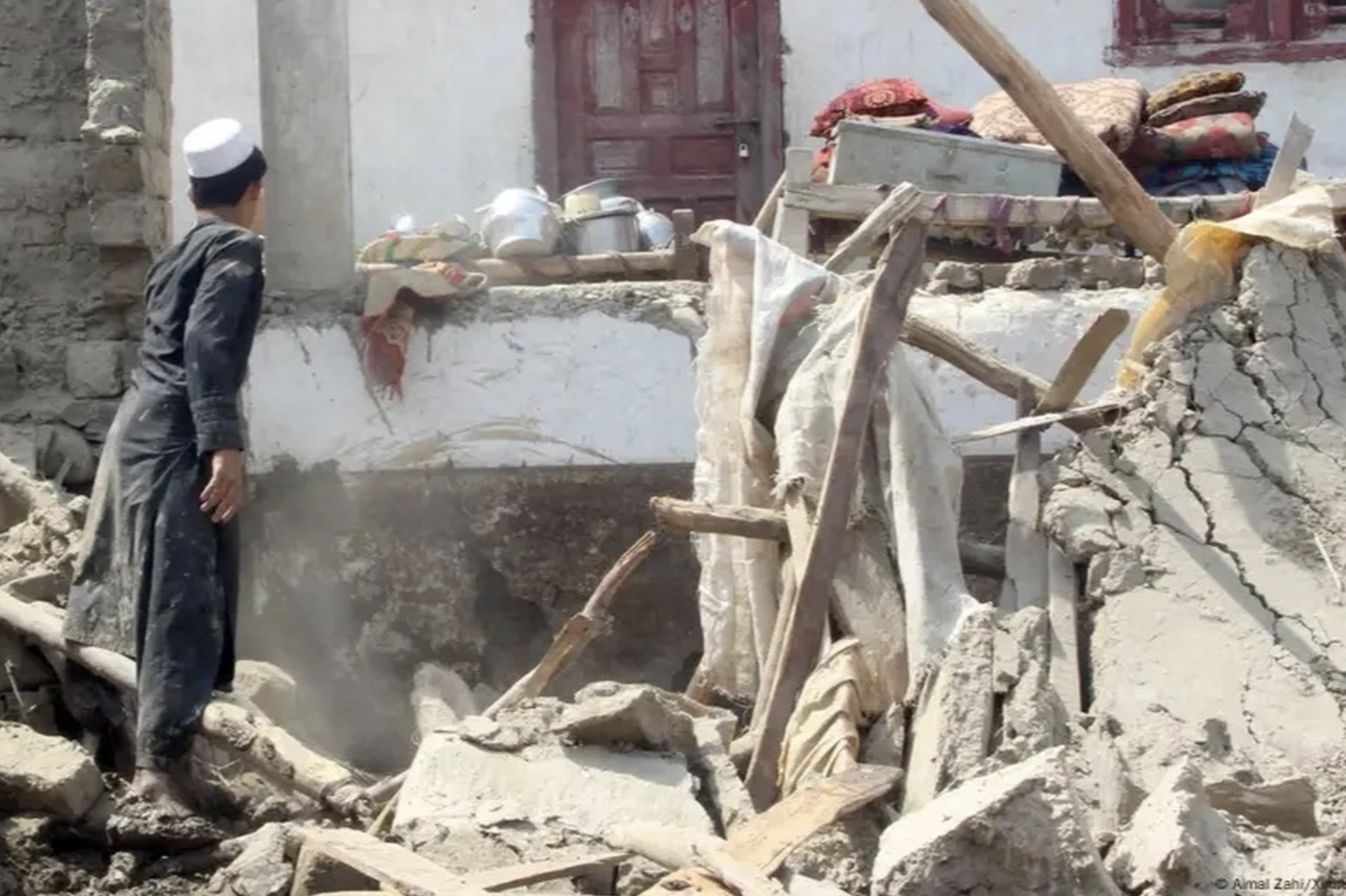 Động đất tại Afghanistan: Số người thiệt mạng tăng cao, Taliban k&ecirc;u gọi quốc tế hỗ trợ- Ảnh 1.
