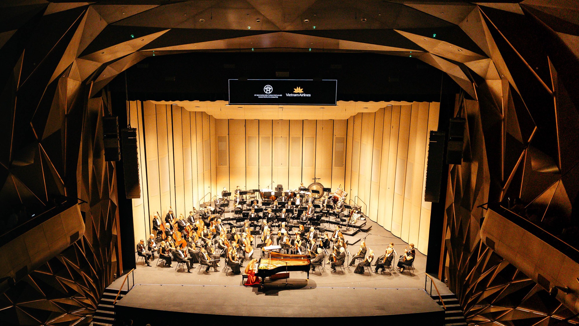 Đ&oacute;n chờ &acirc;m nhạc đỉnh cao tại &ldquo;Vietnam Airlines Classic - Hanoi Concert 2025&rdquo;- Ảnh 1.