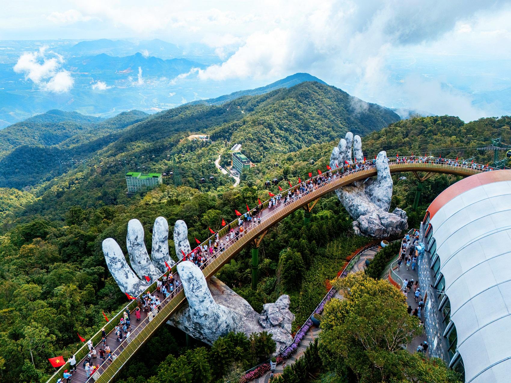 Lần đầu lọt top đường bay nội địa, Đà Nẵng hấp dẫn như thế nào?- Ảnh 1. Lần đầu lọt top đường bay nội địa, Đà Nẵng hấp dẫn như thế nào?- Ảnh 1.
