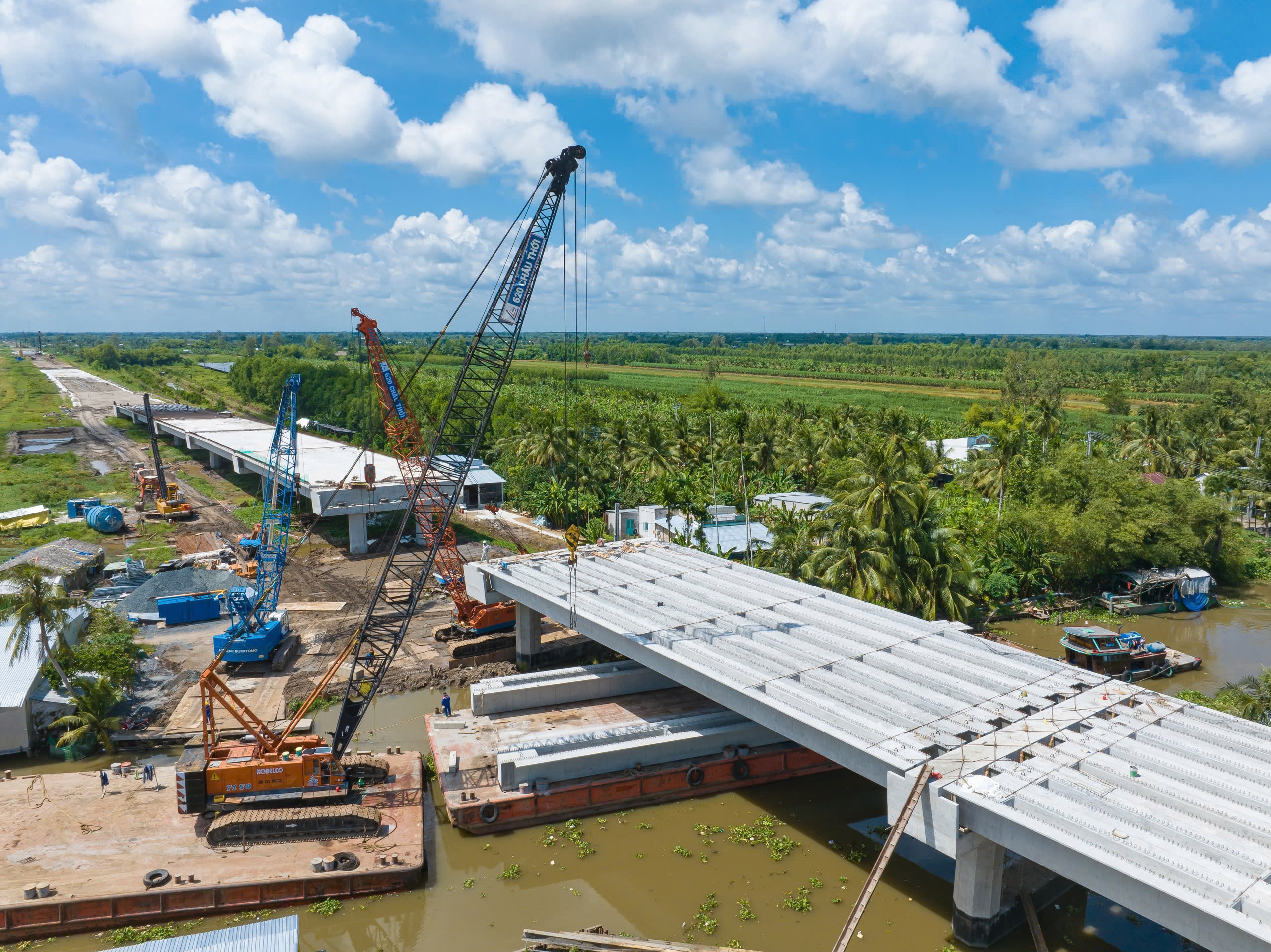 Thiếu cả triệu m&eacute;t khối c&aacute;t, cao tốc Ch&acirc;u Đốc - Cần Thơ - S&oacute;c Trăng kh&oacute; bứt tốc- Ảnh 1.