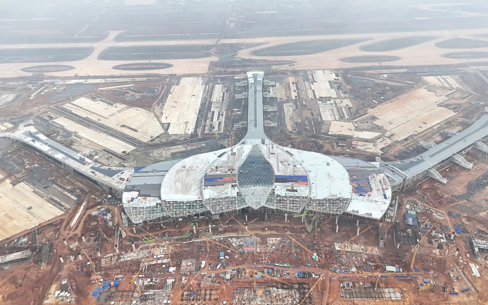 Chuyên gia hiến kế khai thác hiệu quả cặp cảng hàng không Tân Sơn Nhất - Long Thành- Ảnh 7. Ba tuyến đường tỉnh vốn 18.000 tỷ đồng kết nối sân bay Long Thành đang triển khai ra sao?