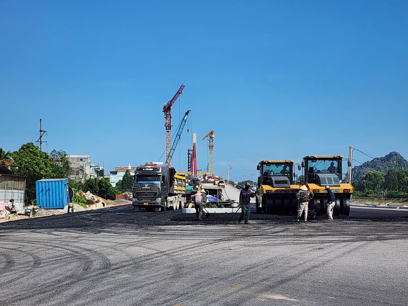 Thanh H&oacute;a: Cầu vượt đường sắt Bắc - Nam tăng tốc về đ&iacute;ch, th&ocirc;ng xe đ&uacute;ng hẹn th&aacute;ng 12- Ảnh 3.