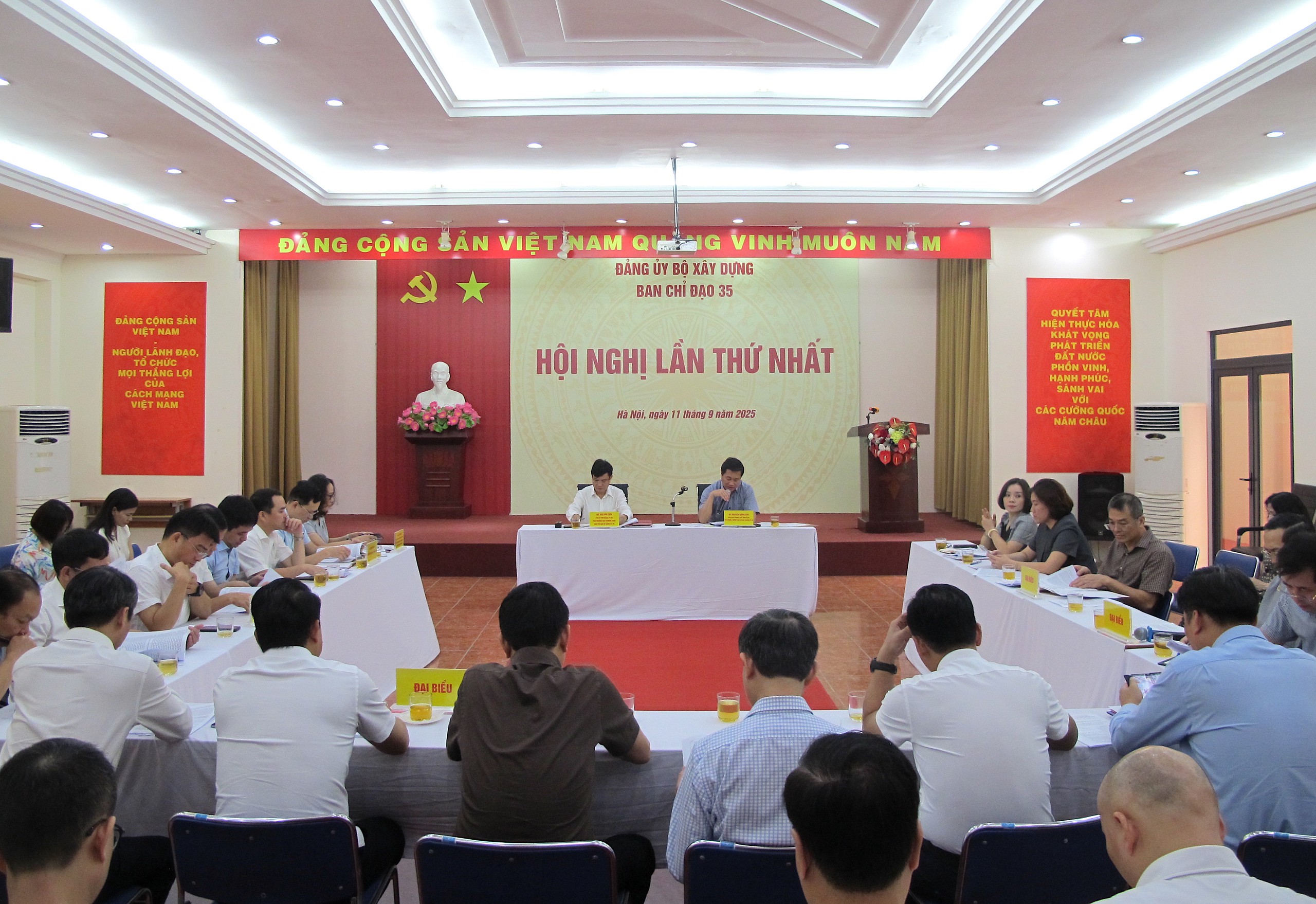 Ban Chỉ đạo 35 Đảng ủy Bộ X&acirc;y dựng tổ chức Hội nghị lần thứ nhất- Ảnh 3.