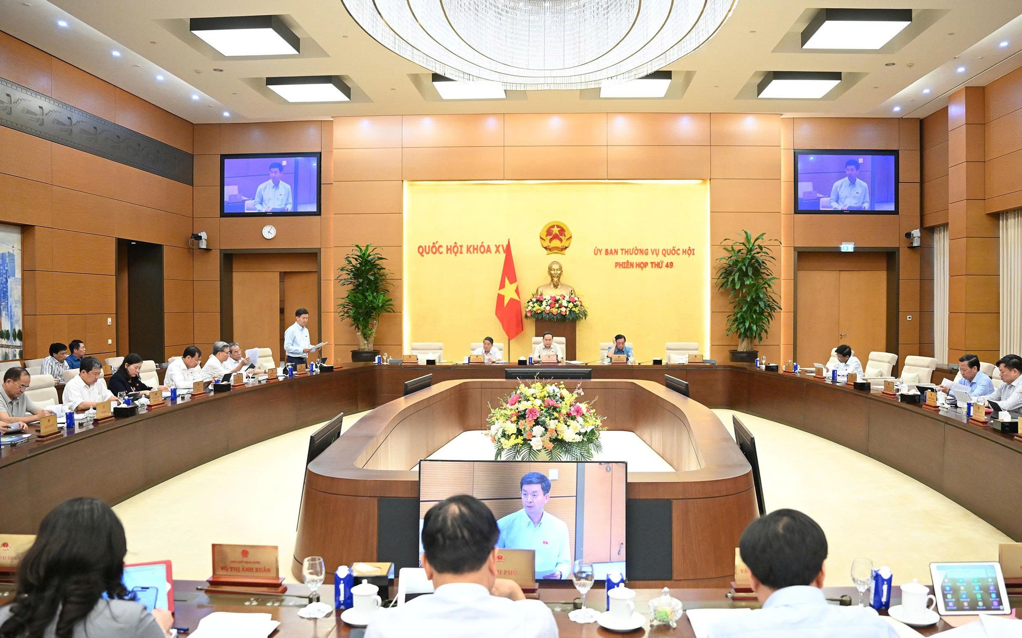 Sửa đổi Luật Xây dựng bảo đảm đồng bộ pháp luật, cắt giảm thủ tục, khuyến khích đổi mới- Ảnh 4. Quốc hội dự kiến xem xét các luật về xây dựng, quy hoạch tại kỳ họp thứ 10