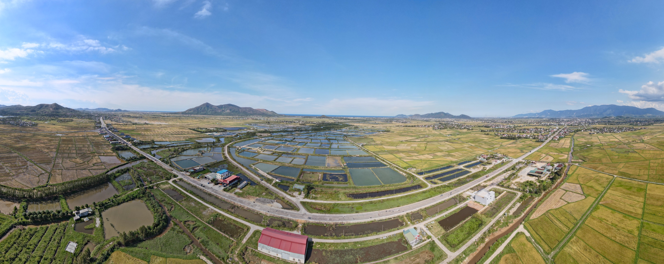 Đẩy nhanh tiến độ sửa chữa, nâng cấp quốc lộ 1 đoạn cửa ngõ phía Nam Hà Tĩnh- Ảnh 13. Đẩy nhanh tiến độ sửa chữa, nâng cấp quốc lộ 1 đoạn cửa ngõ phía Nam Hà Tĩnh- Ảnh 13.