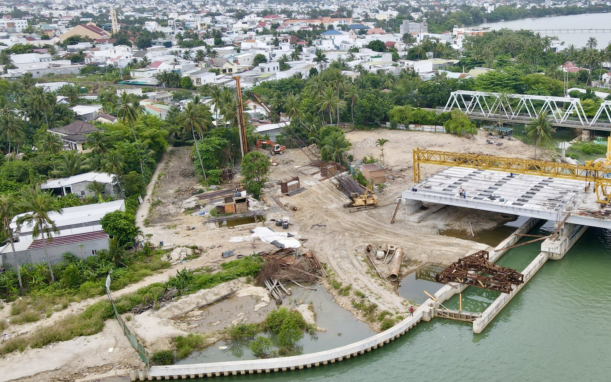 Kh&aacute;nh H&ograve;a tập trung gỡ kh&oacute; mặt bằng, tăng tốc giải ng&acirc;n vốn đầu tư c&ocirc;ng