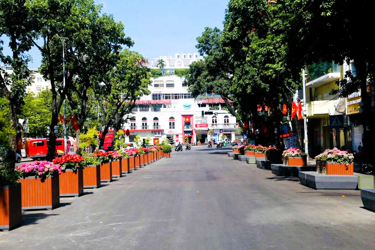 Hà Nội cải tạo quảng trường Đông Kinh - Nghĩa Thục: Các chuyên gia nói gì về thiết kế mới?- Ảnh 10. Hà Nội cải tạo quảng trường Đông Kinh - Nghĩa Thục: Các chuyên gia nói gì về thiết kế mới?- Ảnh 10.