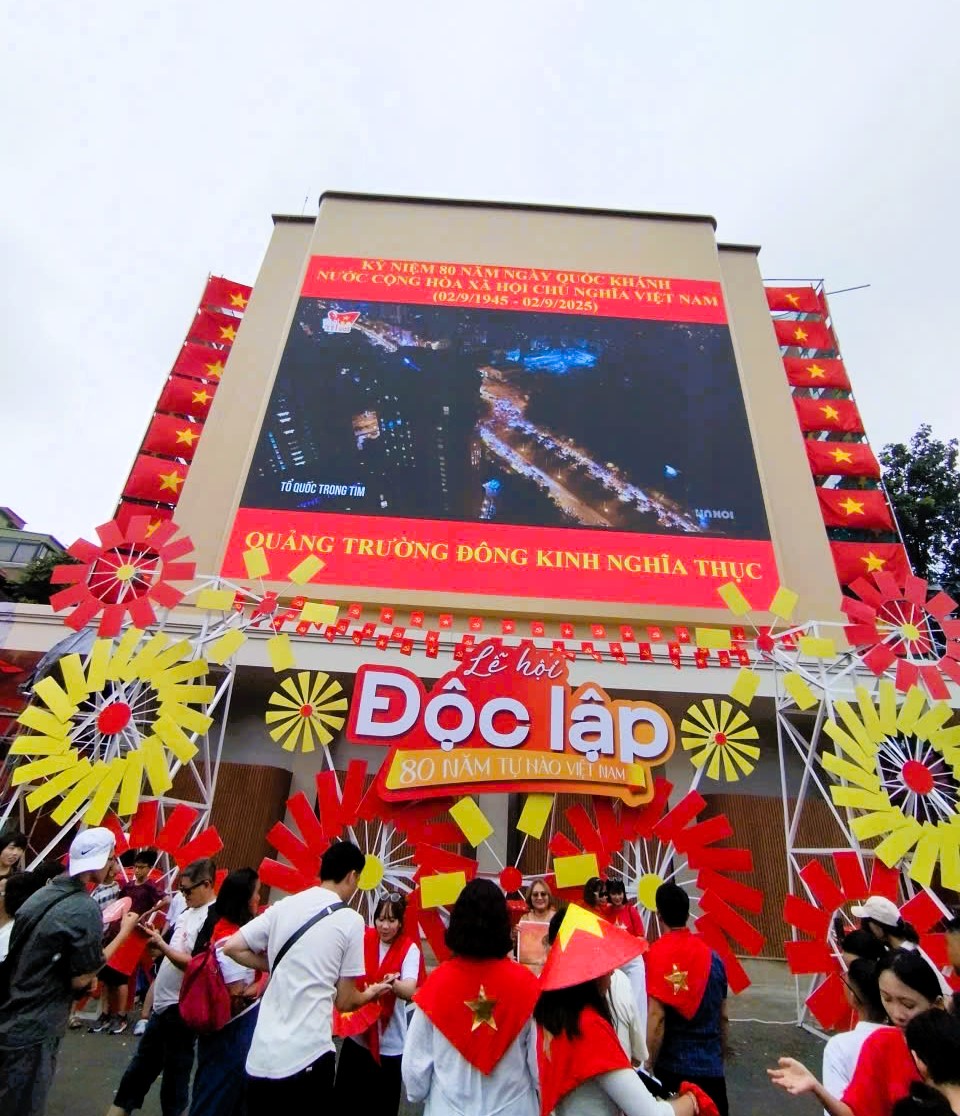 Hà Nội cải tạo quảng trường Đông Kinh - Nghĩa Thục: Các chuyên gia nói gì về thiết kế mới?- Ảnh 5. Hà Nội cải tạo quảng trường Đông Kinh - Nghĩa Thục: Các chuyên gia nói gì về thiết kế mới?- Ảnh 5.