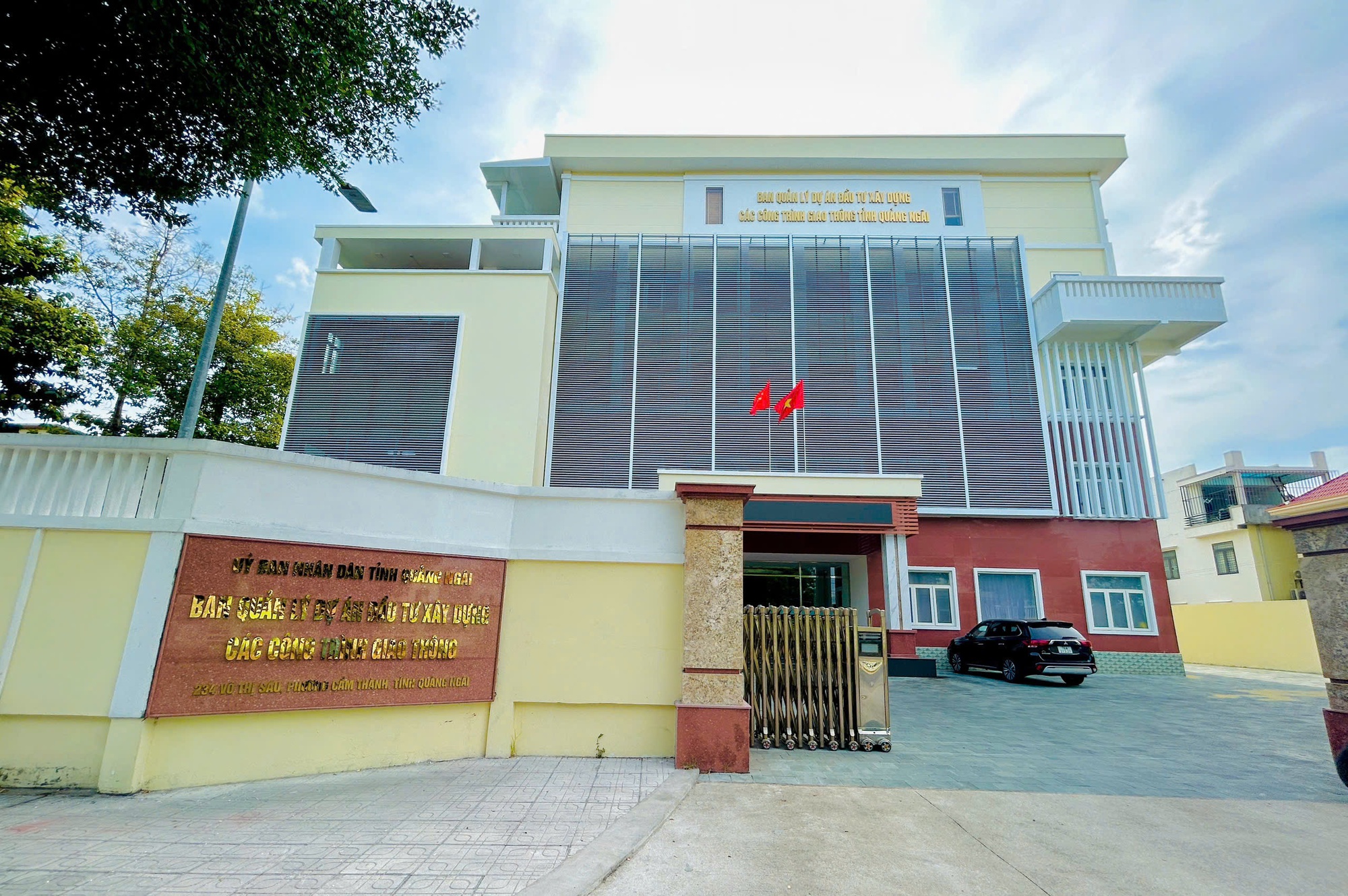 Quảng Ng&atilde;i giao chủ đầu tư dự &aacute;n giải ph&oacute;ng mặt bằng l&agrave;m đường sắt tốc độ cao- Ảnh 1.