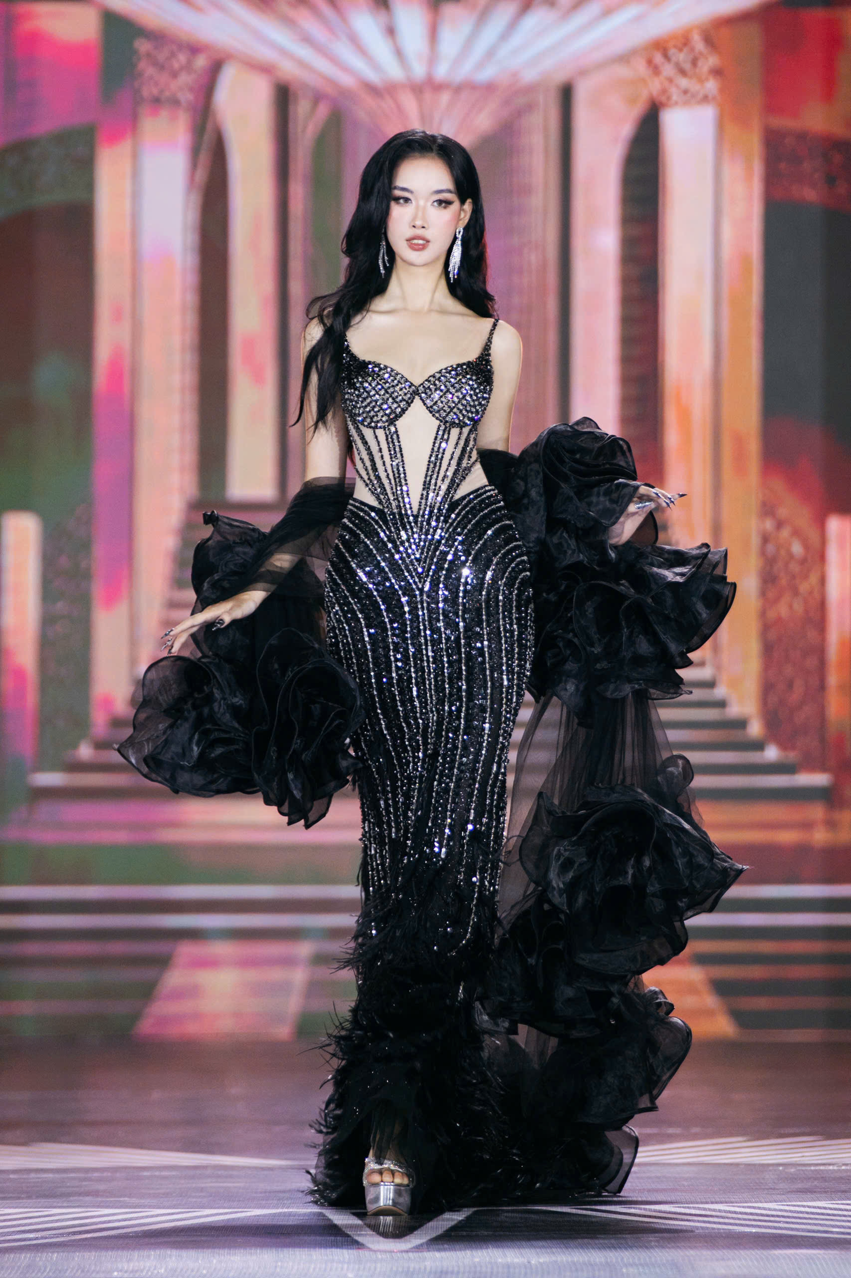Miss Grand Vietnam 2025 gọi t&ecirc;n Nguyễn Thị Yến Nhi- Ảnh 17.