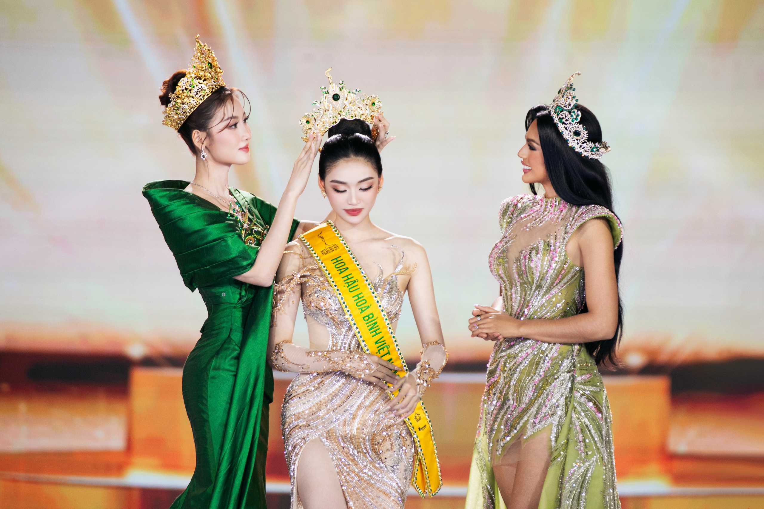 T&acirc;n Miss Grand Vietnam 2025 Yến Nhi chinh phục 80% gi&aacute;m khảo v&agrave; tham gia MGI- Ảnh 9.