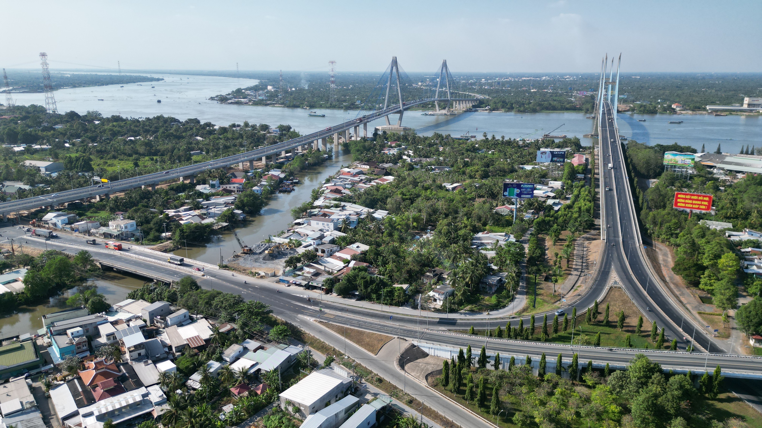 Vĩnh Long cần ưu ti&ecirc;n ph&aacute;t triển hệ thống giao th&ocirc;ng, mở ra kh&ocirc;ng gian ph&aacute;t triển- Ảnh 2.