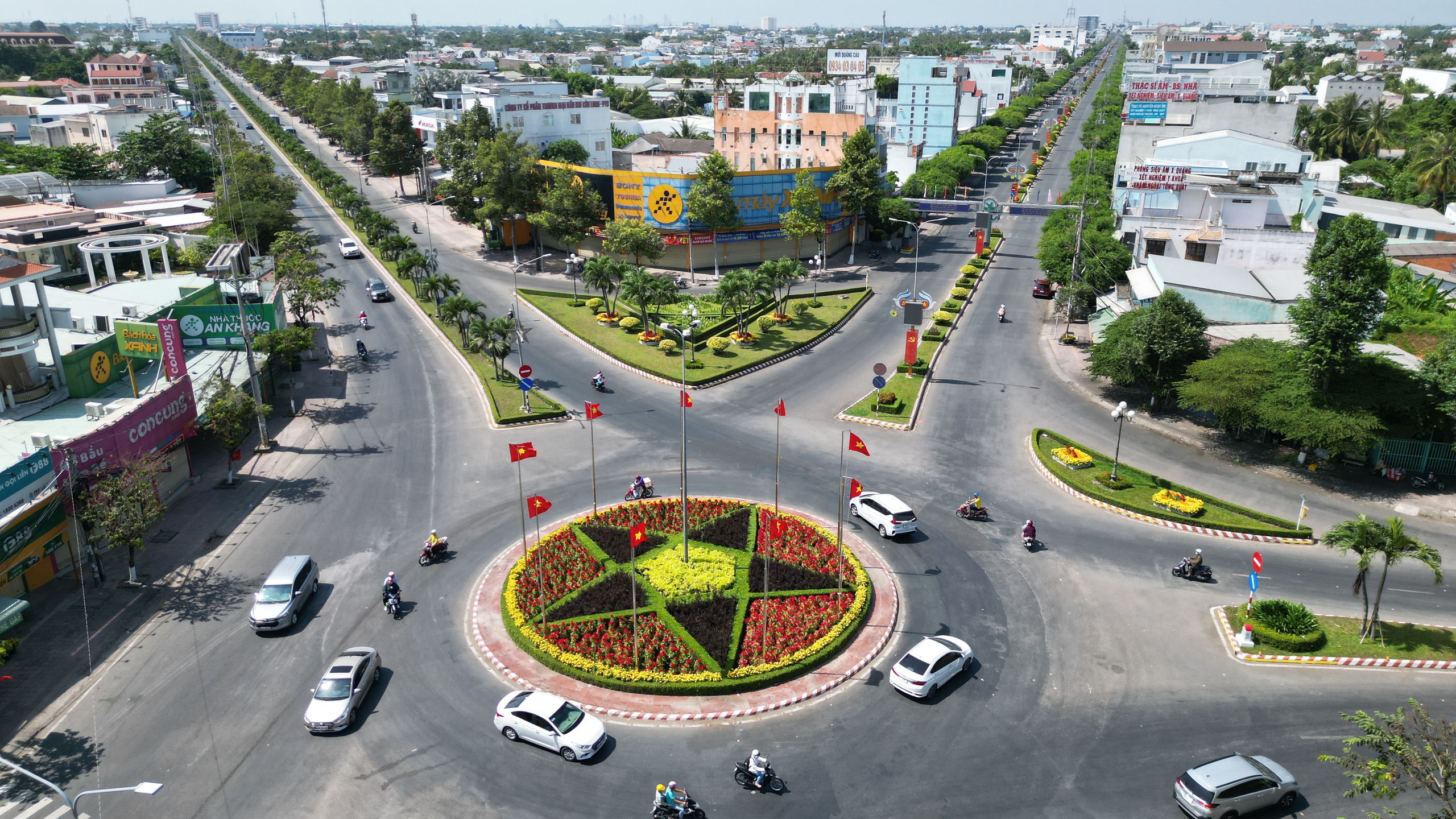 Vĩnh Long cần ưu ti&ecirc;n ph&aacute;t triển hệ thống giao th&ocirc;ng, mở ra kh&ocirc;ng gian ph&aacute;t triển- Ảnh 5.