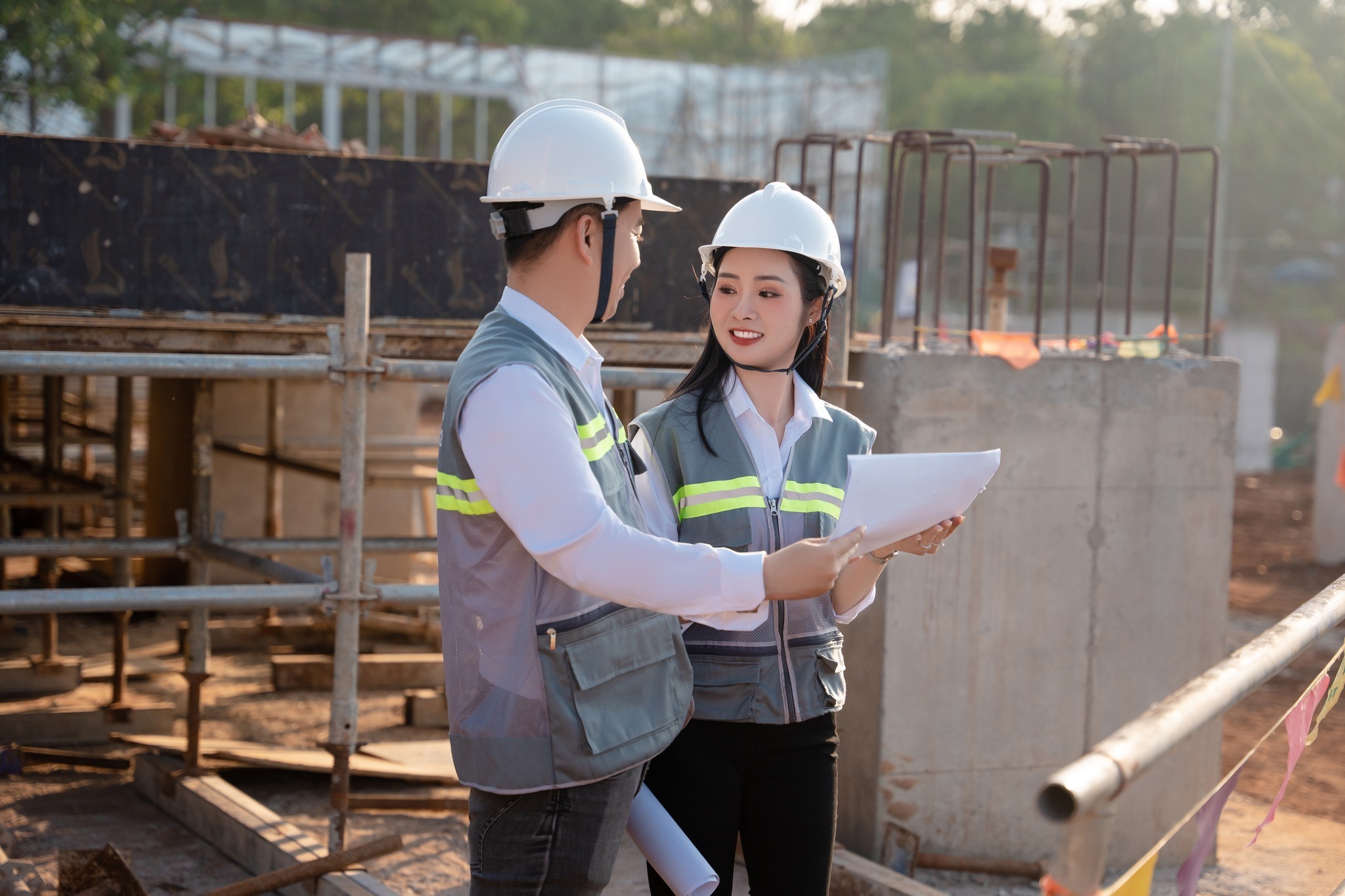 T&ocirc;n vinh 10 nữ đo&agrave;n vi&ecirc;n c&ocirc;ng đo&agrave;n năng động, s&aacute;ng tạo, tr&aacute;ch nhiệm- Ảnh 1.