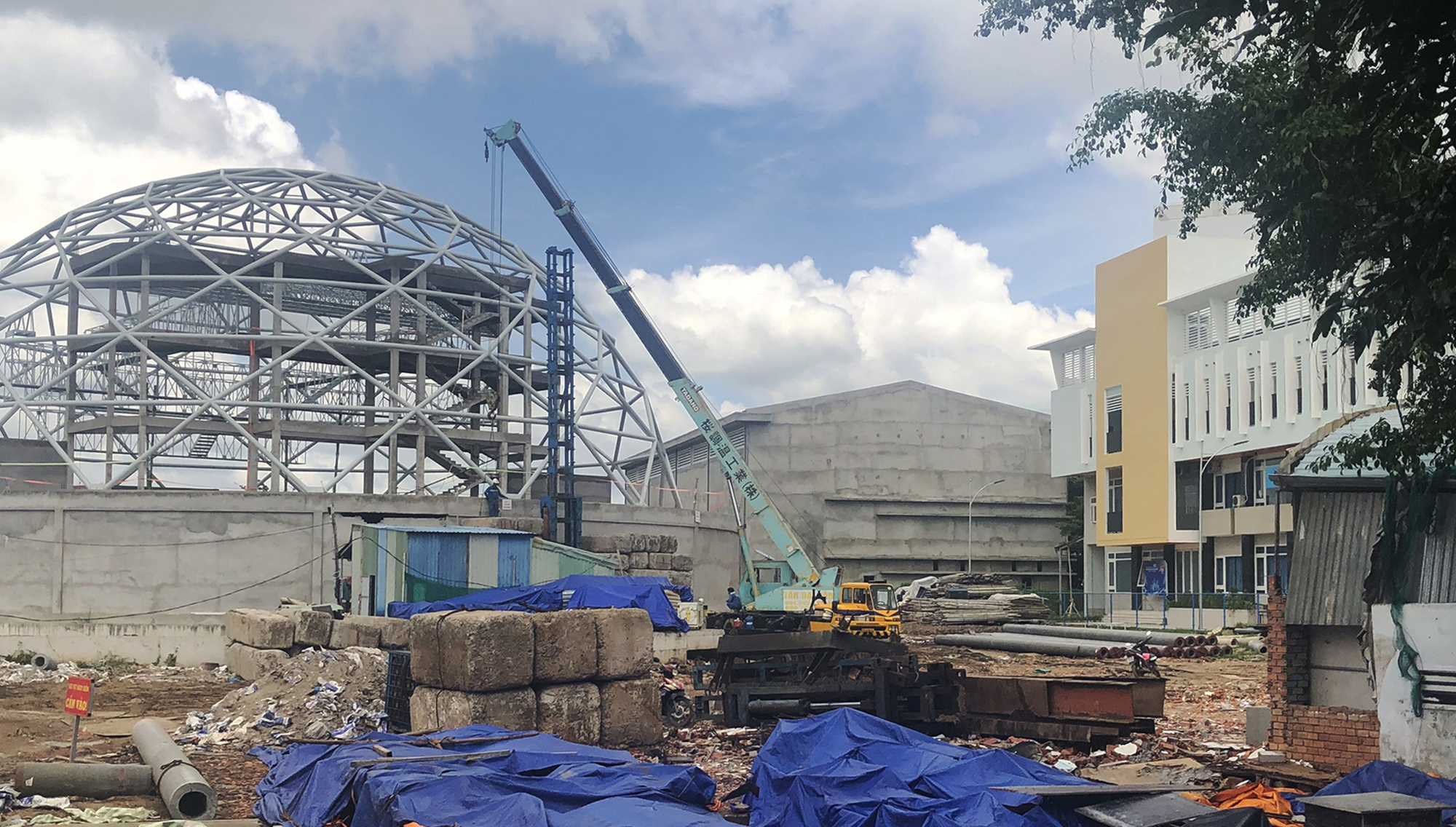 Khắc phục trụ sở &ldquo;một chốn bốn nơi&rdquo; c&aacute;ch n&agrave;o?- Ảnh 2.