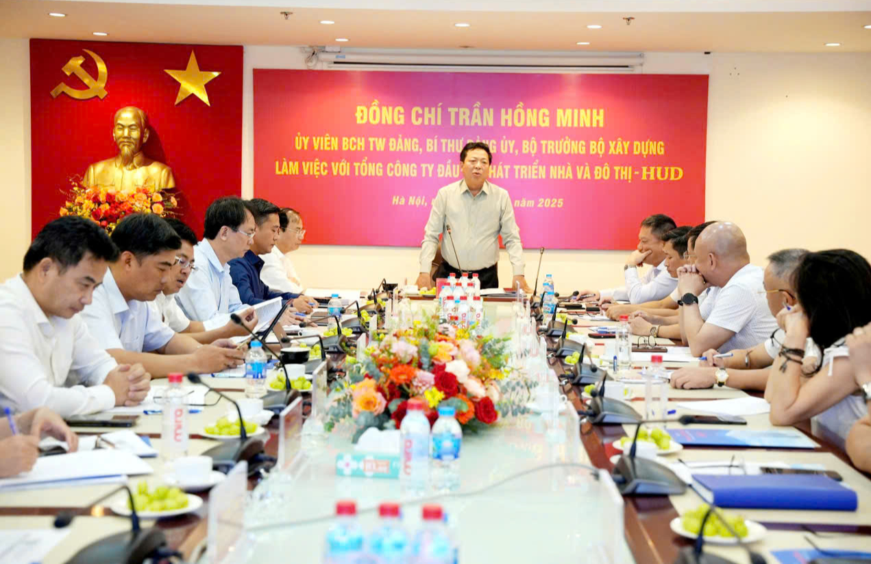 Bộ trưởng Trần Hồng Minh: HUD phải đi đầu trong ph&aacute;t triển nh&agrave; ở x&atilde; hội- Ảnh 1.