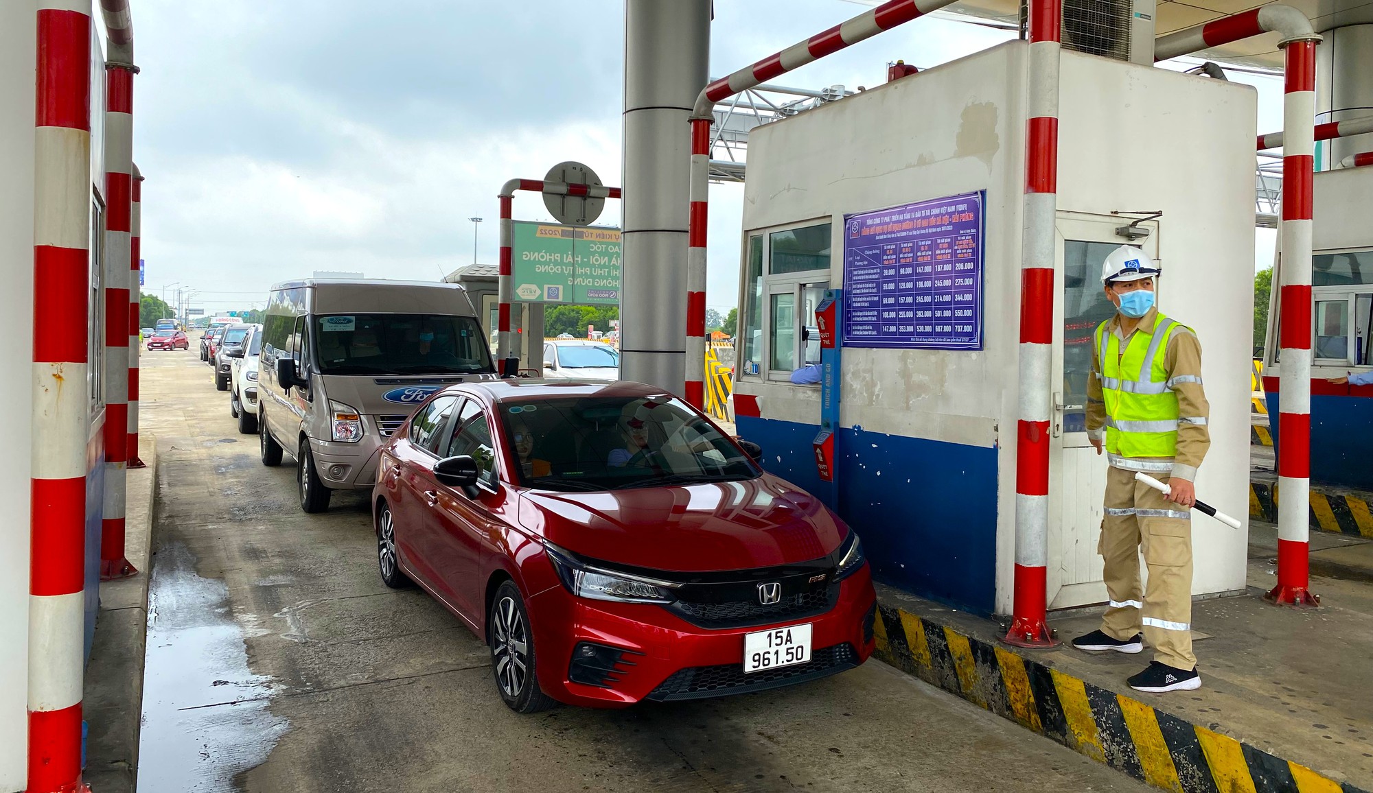 Từ 1/10, h&agrave;ng triệu xe &ocirc; t&ocirc; c&oacute; nguy cơ kh&ocirc;ng qua được trạm thu ph&iacute;- Ảnh 1.
