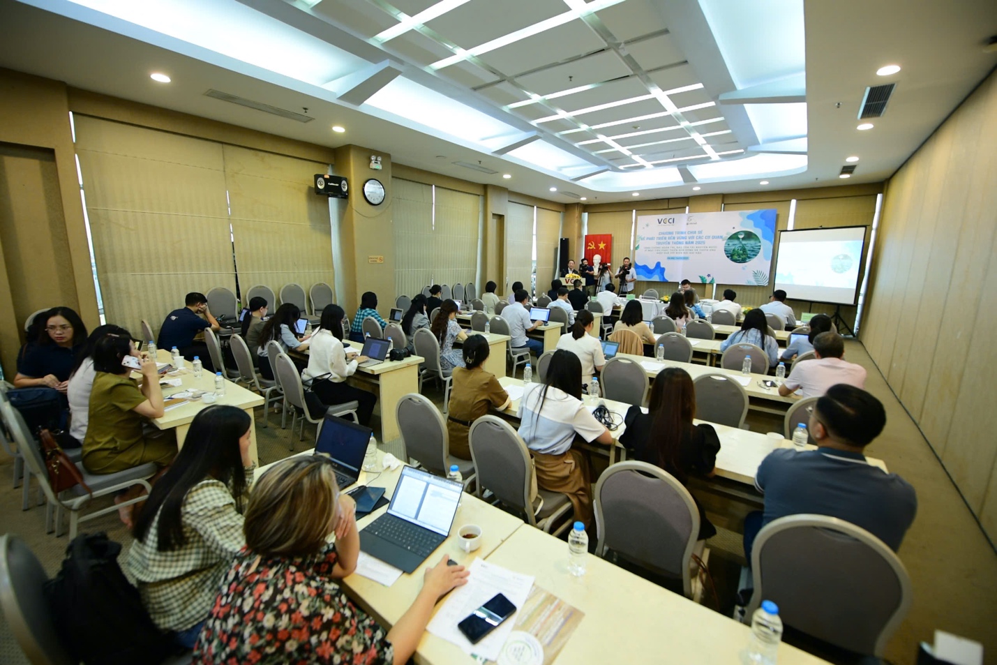 An ninh nguồn nước v&agrave; tr&aacute;ch nhiệm của doanh nghiệp - Ảnh 1.