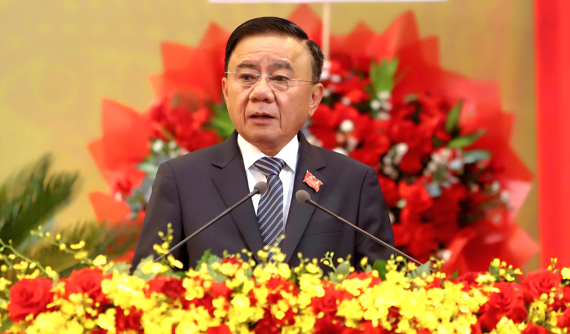 Thường trực Ban B&iacute; thư Trần Cẩm T&uacute;: Đưa Đ&agrave; Nẵng th&agrave;nh trung t&acirc;m dịch vụ du lịch, t&agrave;i ch&iacute;nh- Ảnh 1.