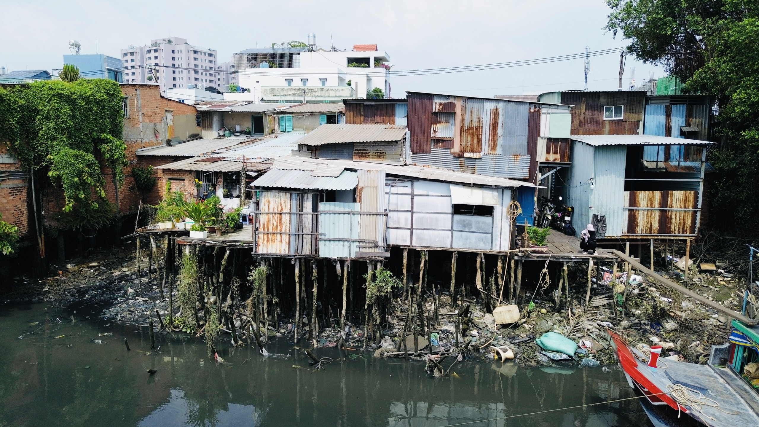 TP.HCM: Những mảnh đời ch&ecirc;nh v&ecirc;nh trong &ldquo;m&aacute;i nh&agrave; nổi&rdquo; ven k&ecirc;nh rạch- Ảnh 6.