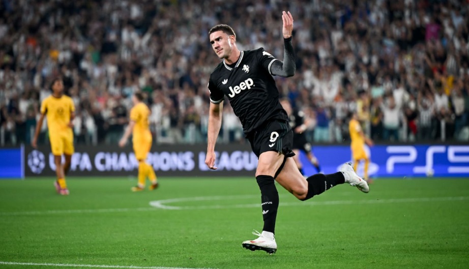 Rượt đuổi kịch t&iacute;nh, Juventus h&ograve;a Dortmund ở trận ra qu&acirc;n Cup C1- Ảnh 2.