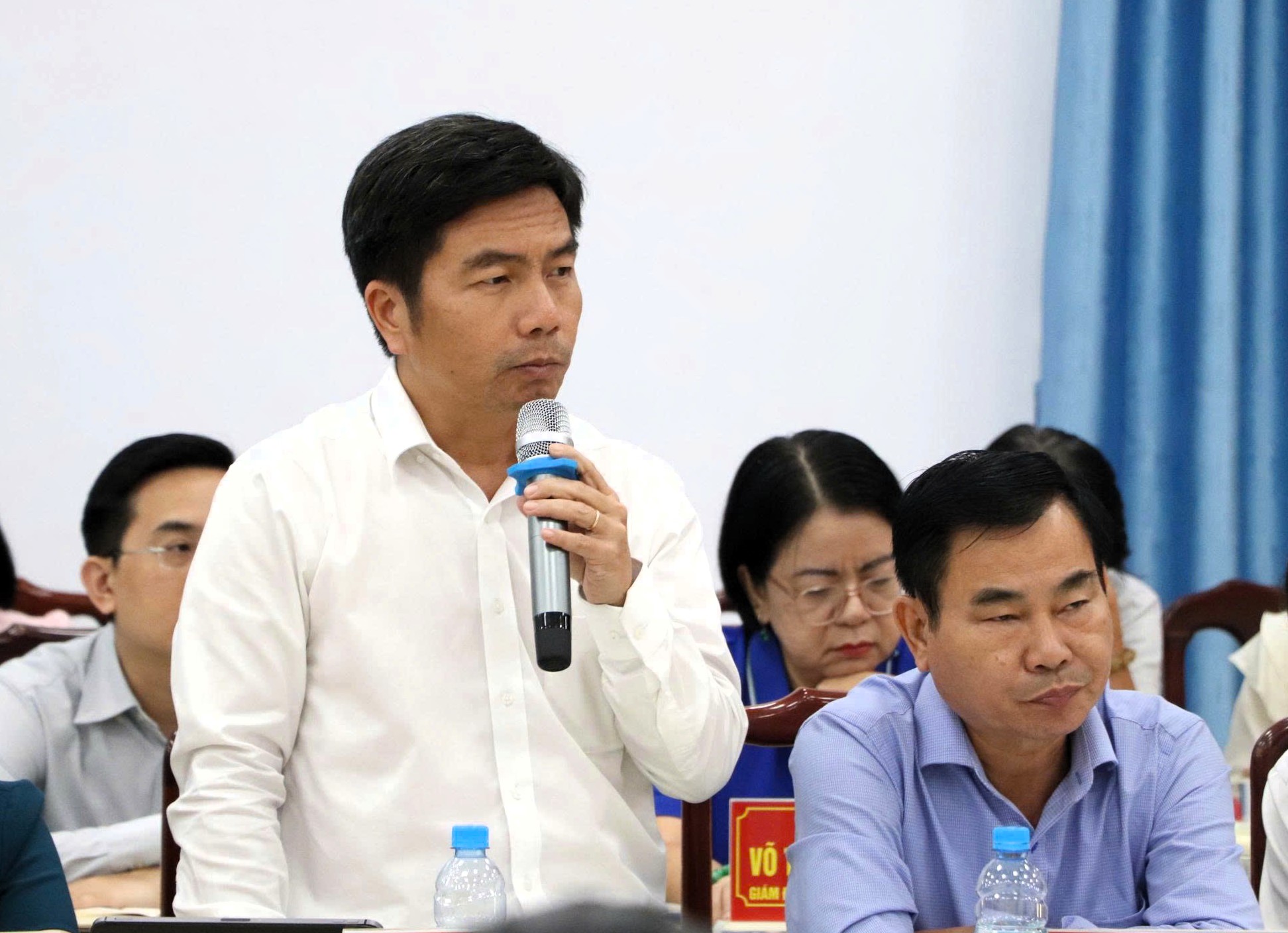 B&iacute; thư Trần Lưu Quang: Phường B&igrave;nh Dương cần giữ vững an ninh, ph&aacute;t triển đ&ocirc; thị bền vững- Ảnh 2.