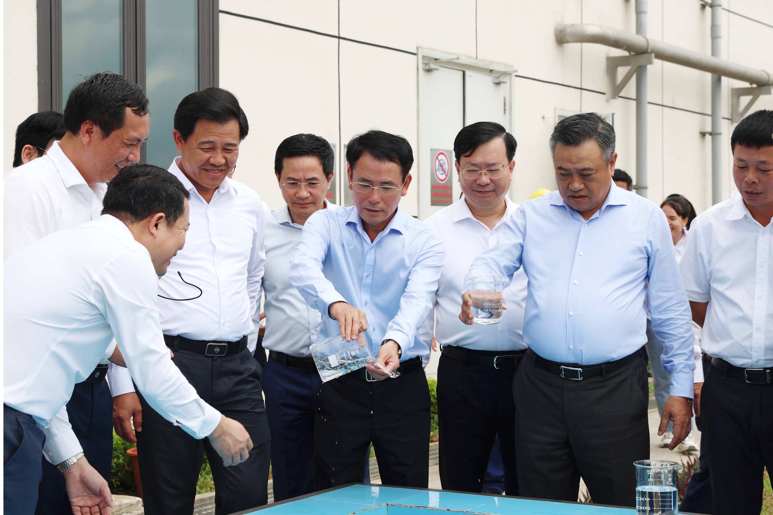 Kh&aacute;nh th&agrave;nh Nh&agrave; m&aacute;y Điện r&aacute;c Seraphin, dấu mốc kiến tạo Thủ đ&ocirc; xanh, đ&aacute;ng sống- Ảnh 5.