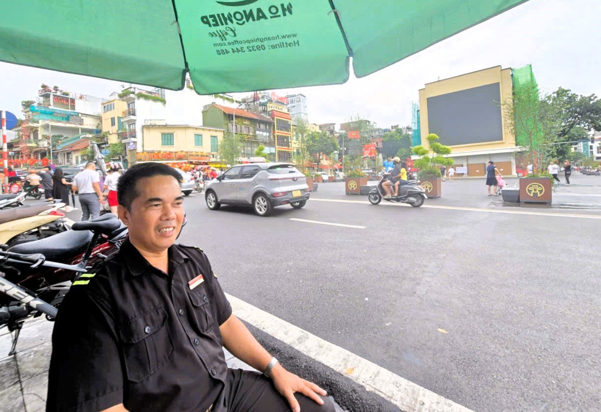 Người d&acirc;n n&oacute;i g&igrave; về kh&ocirc;ng gian đi bộ tại khu vực quảng trường Đ&ocirc;ng Kinh - Nghĩa Thục?- Ảnh 13.