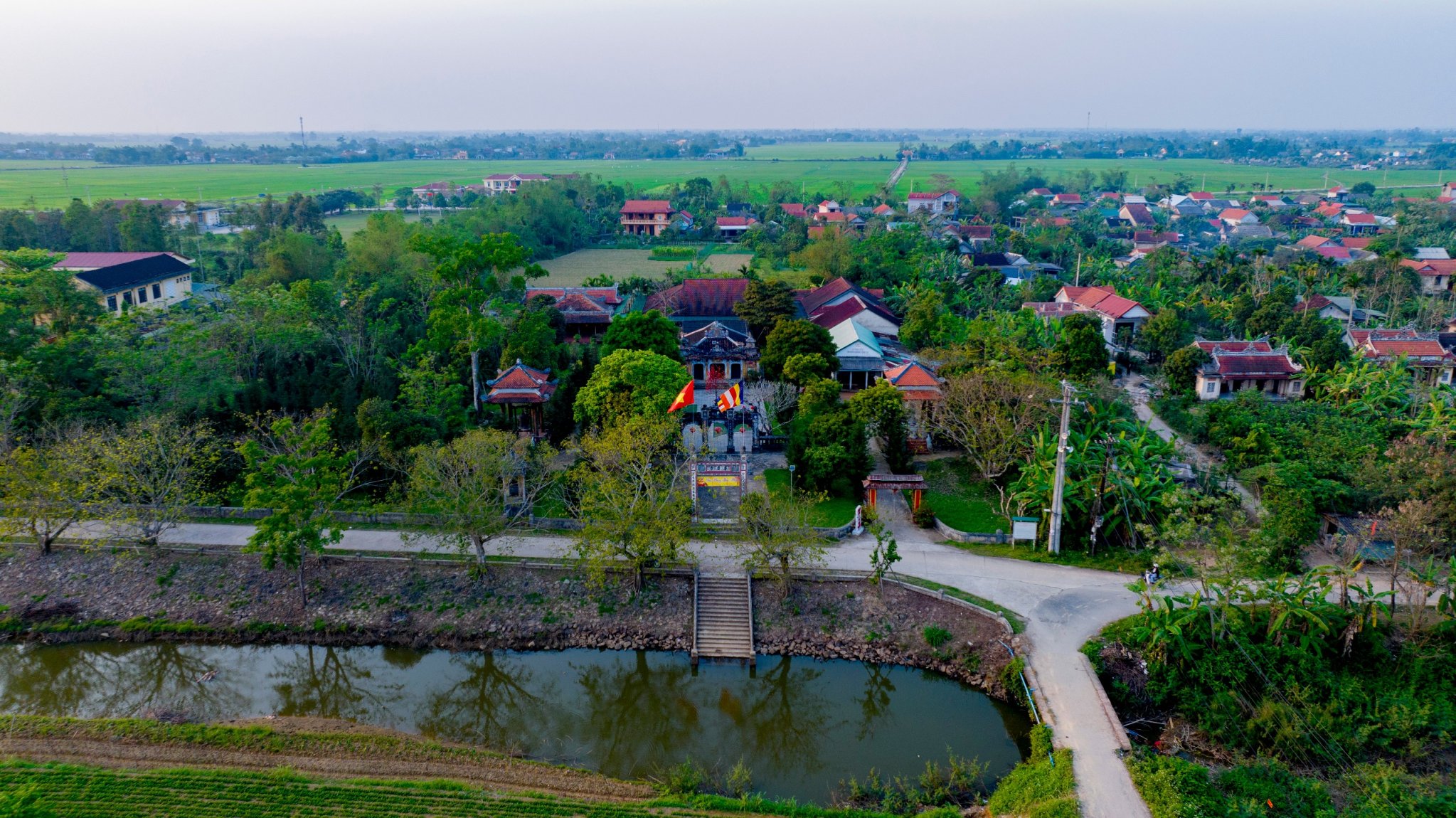 Huế: Quyết t&acirc;m x&acirc;y dựng từ hạ tầng giao th&ocirc;ng đến cộng đồng n&ocirc;ng th&ocirc;n mới- Ảnh 1.