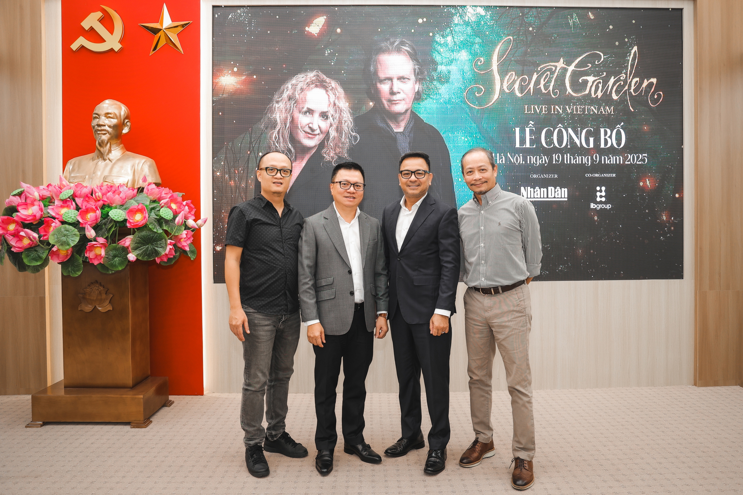 Secret Garden lần đầu biểu diễn tại Việt Nam trong khu&ocirc;n khổ &ldquo;Good Morning Vietnam 2025&rdquo;- Ảnh 1.