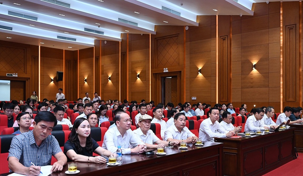 H&agrave; Tĩnh tập trung 5 nhiệm vụ trọng t&acirc;m, 3 kh&acirc;u đột ph&aacute; nhiệm kỳ mới- Ảnh 2.