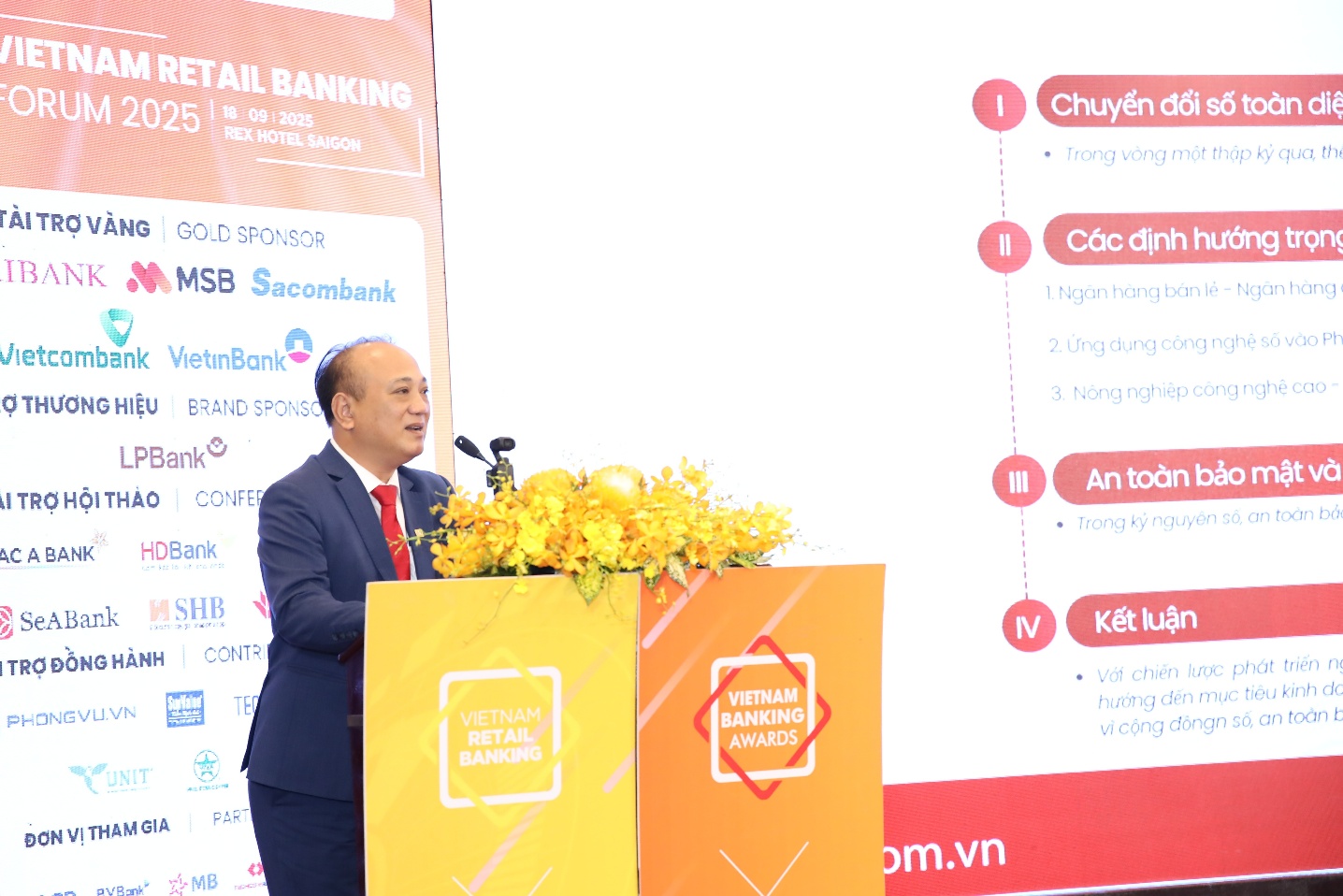 Agribank x&acirc;y dựng th&agrave;nh c&ocirc;ng hệ sinh th&aacute;i t&agrave;i ch&iacute;nh hiện đại- Ảnh 2.