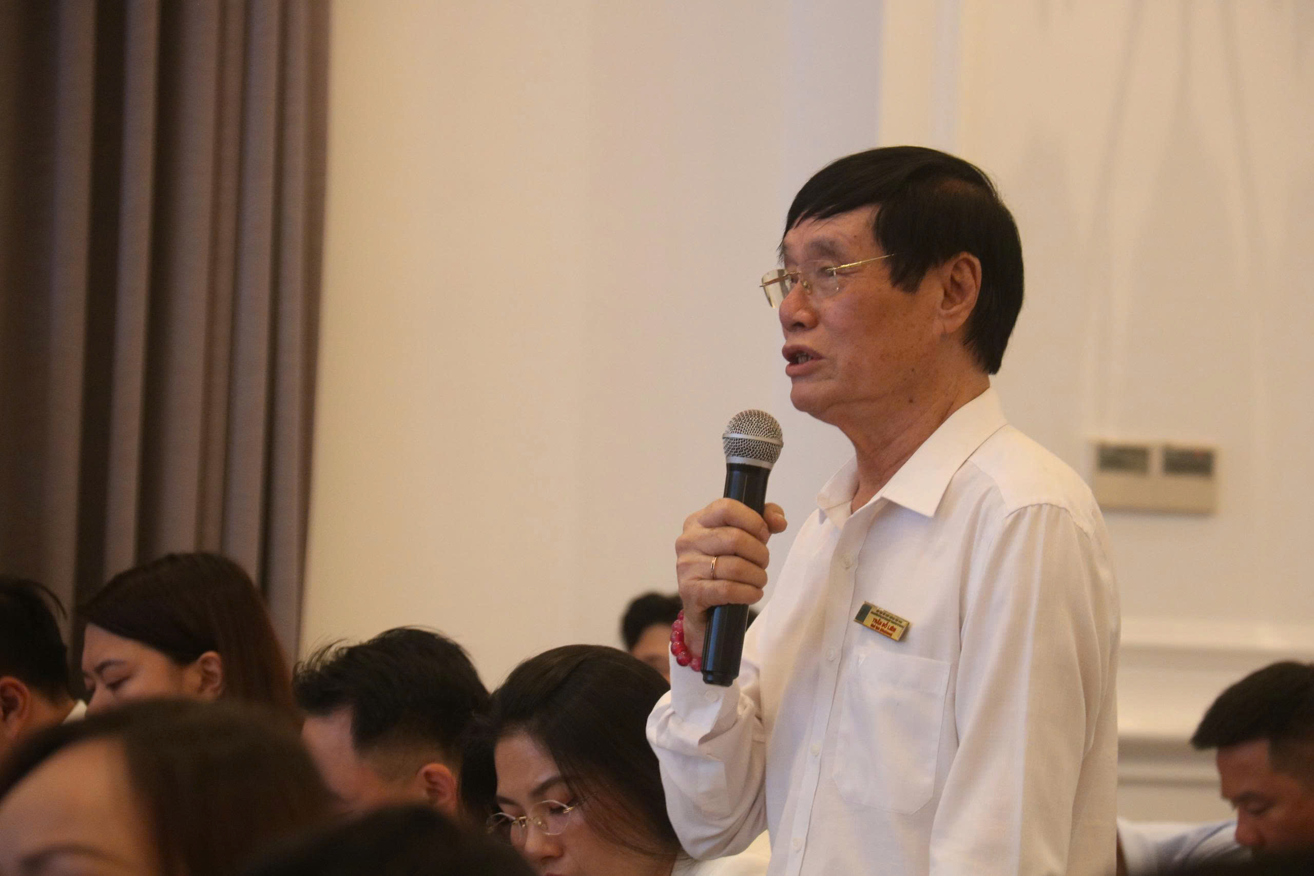 Cục H&agrave;ng hải v&agrave; Đường thủy Việt Nam thảo luận gỡ vướng cho doanh nghiệp- Ảnh 2.