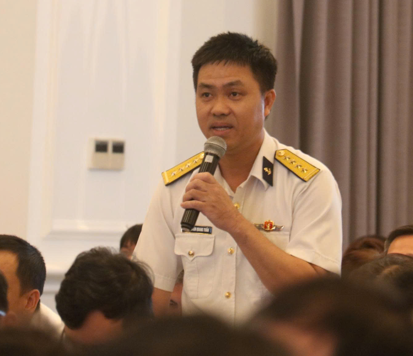 Cục H&agrave;ng hải v&agrave; Đường thủy Việt Nam thảo luận gỡ vướng cho doanh nghiệp- Ảnh 3.