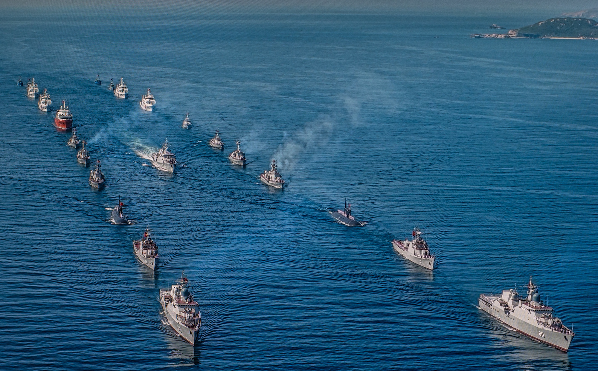 Sức mạnh bi&ecirc;n đội t&agrave;u chiến, t&agrave;u ngầm Việt Nam lần đầu tham gia diễu binh- Ảnh 15.