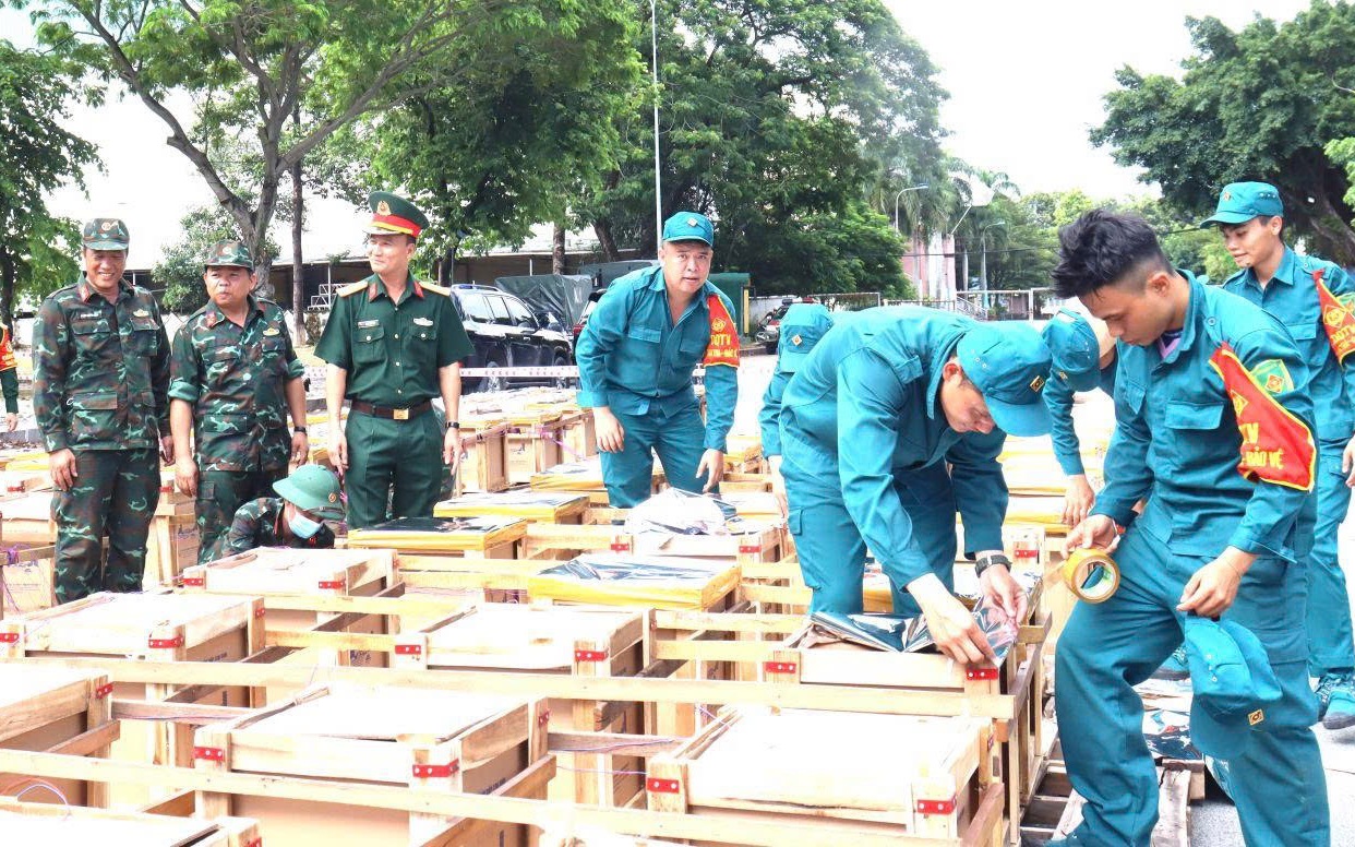 Đồng Nai - TP.HCM: Chuẩn bị xong ng&agrave;n gi&agrave;n ph&aacute;o hoa sẵn s&agrave;ng chờ tỏa s&aacute;ng giữa phố v&agrave; biển